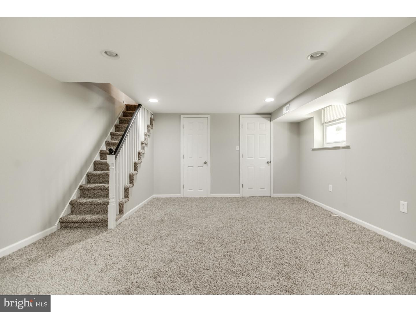 WEST OAK LANE - Residential