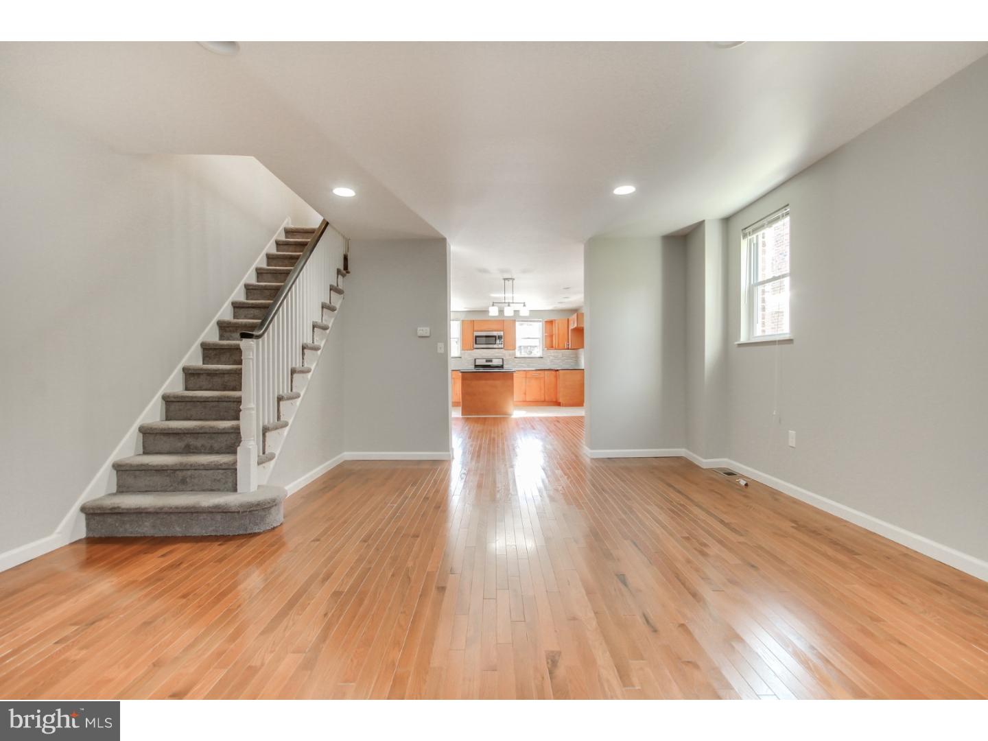 WEST OAK LANE - Residential