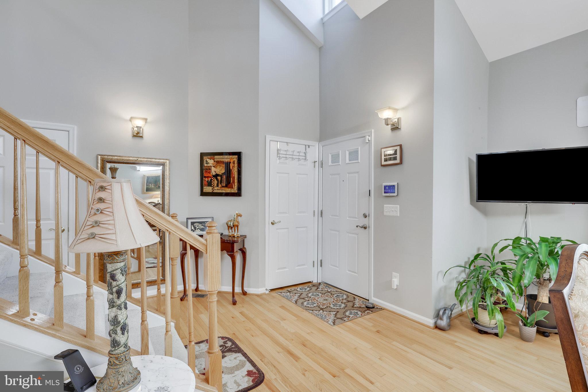 ASHBURN VILLAGE - Residential