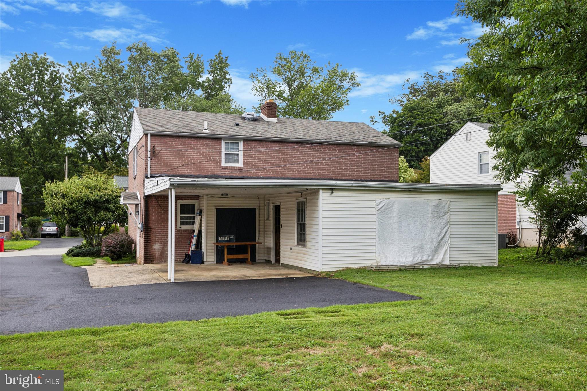 LAFAYETTE HILL - Residential