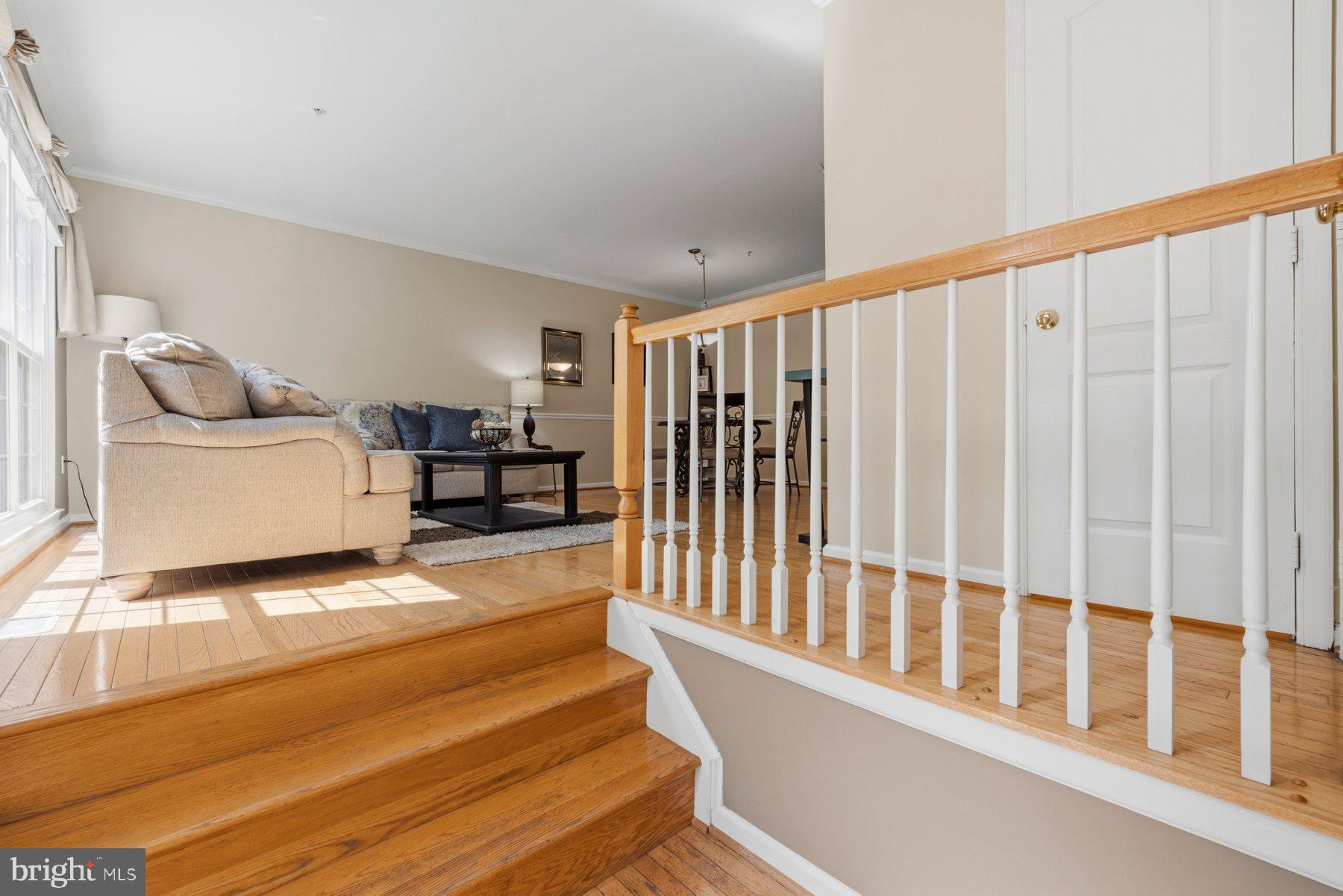 7728 HERITAGE FARM DRIVE