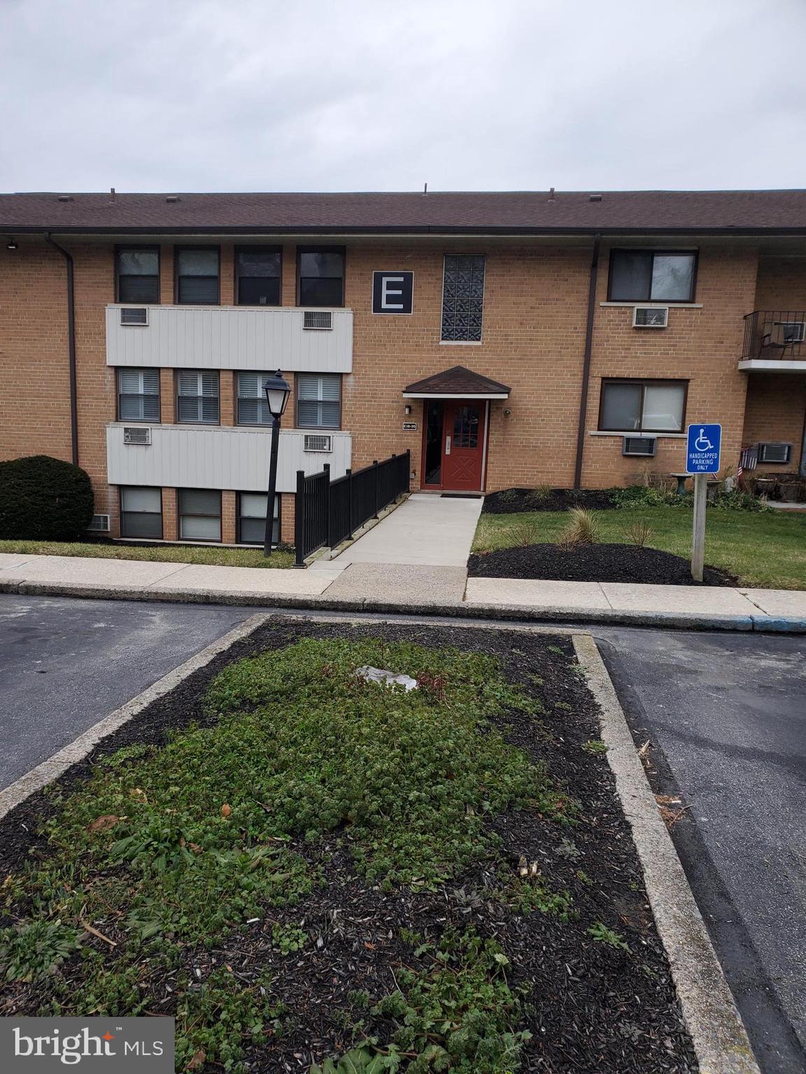 RIDDLE GLEN - Residential Lease