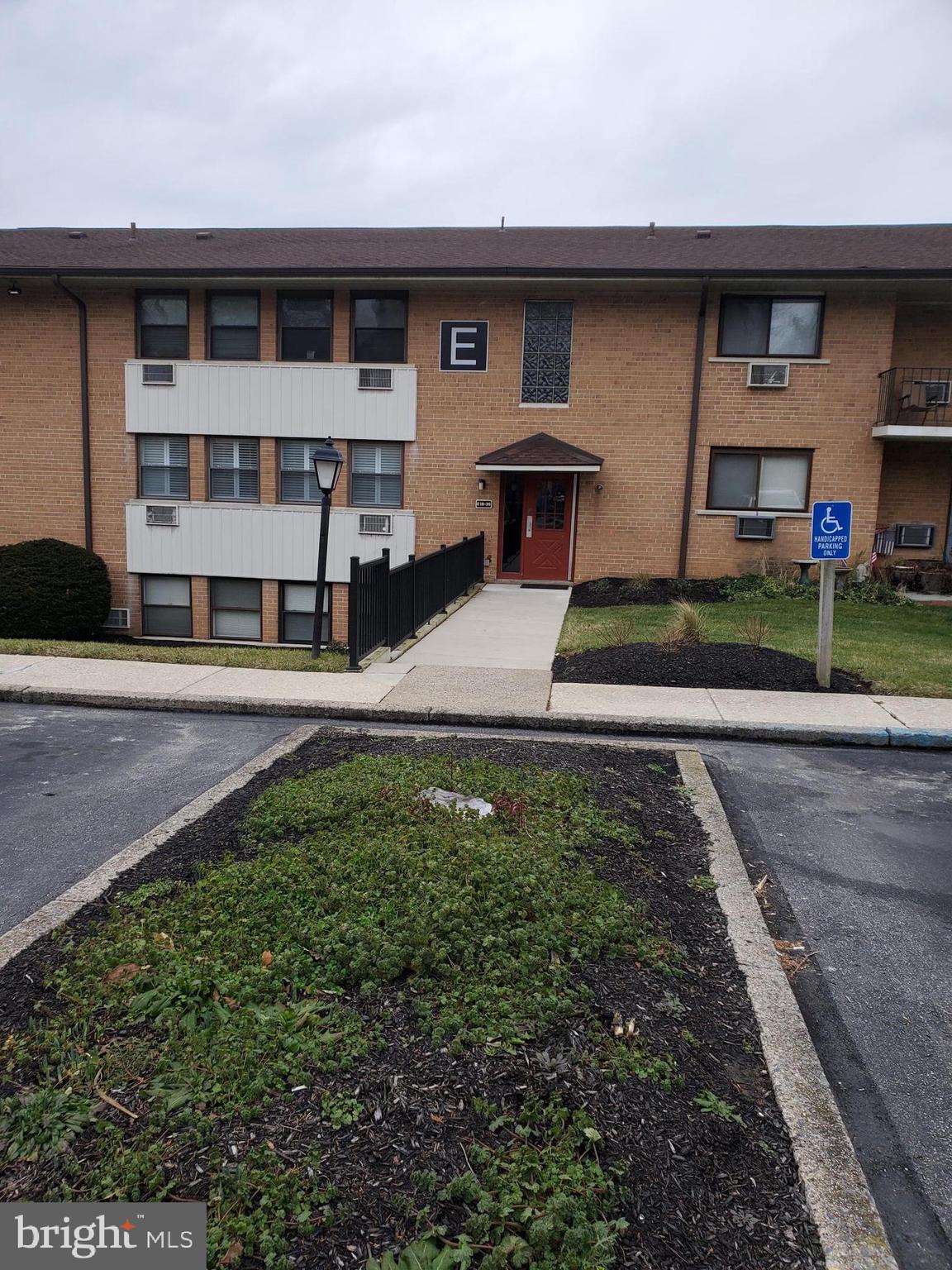 RIDDLE GLEN - Residential Lease