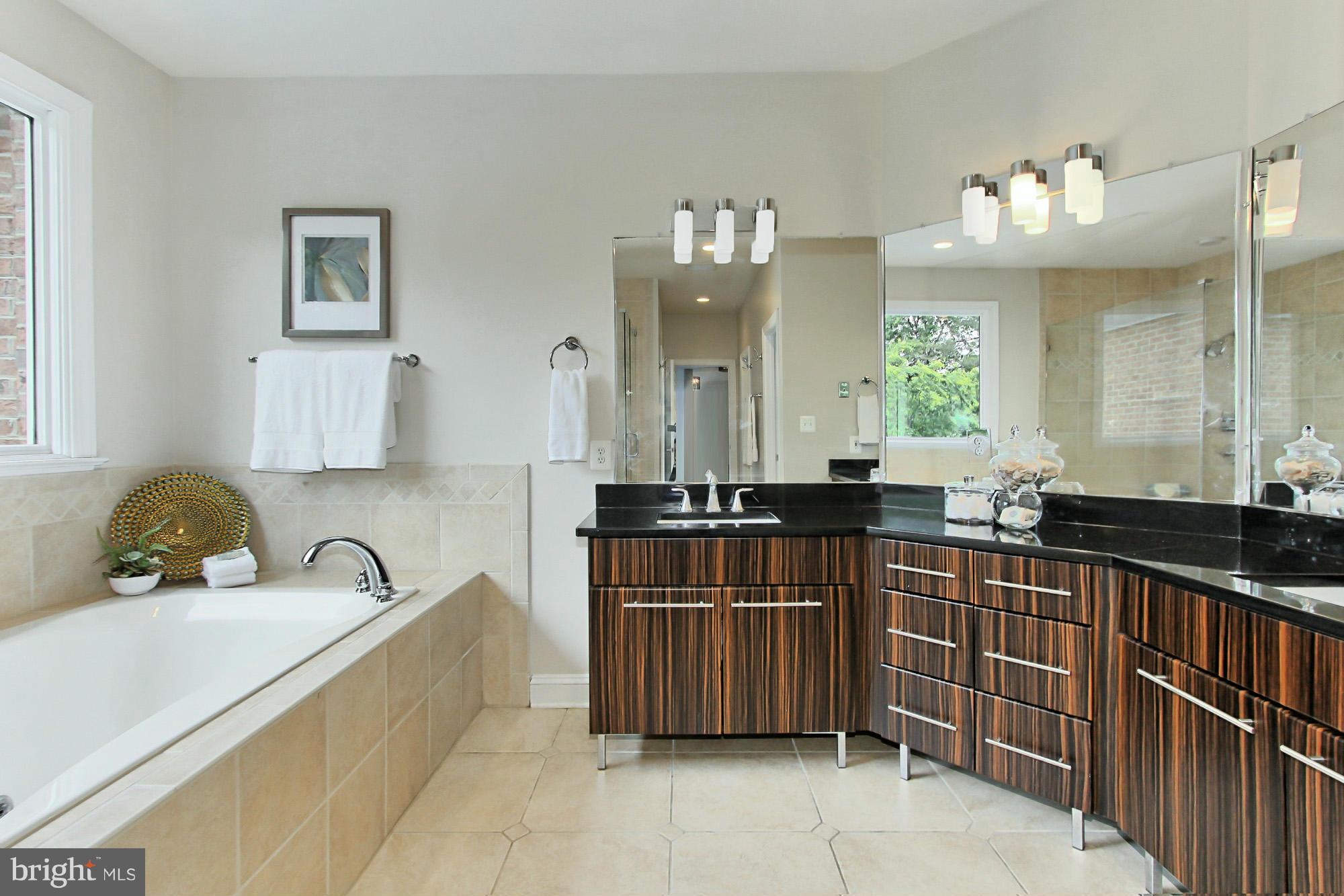 JACKSON HILLS - Residential