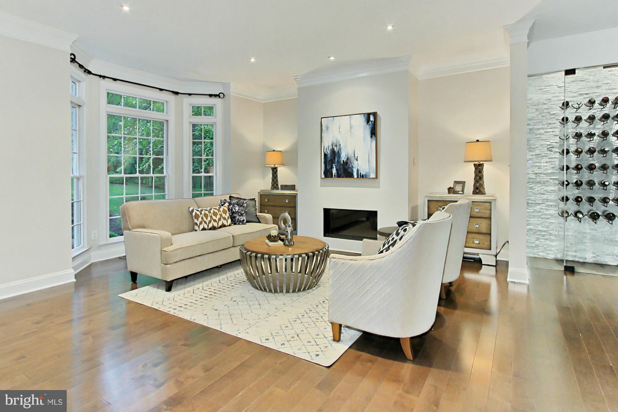 JACKSON HILLS - Residential