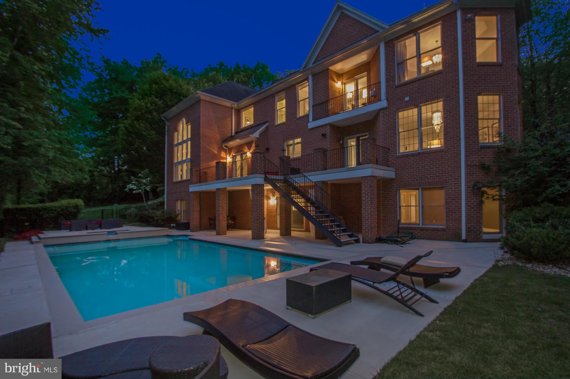 JACKSON HILLS - Residential