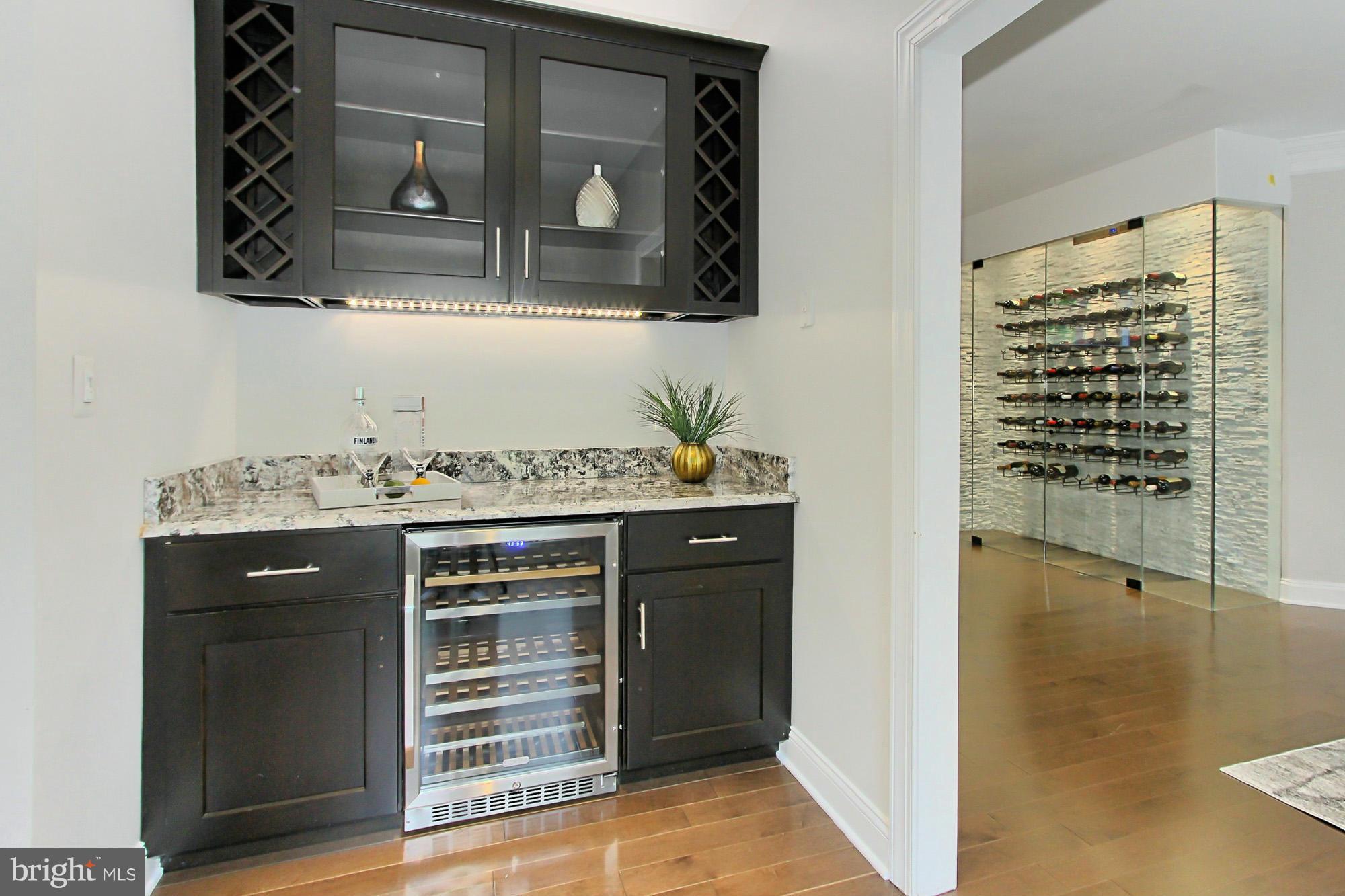 JACKSON HILLS - Residential