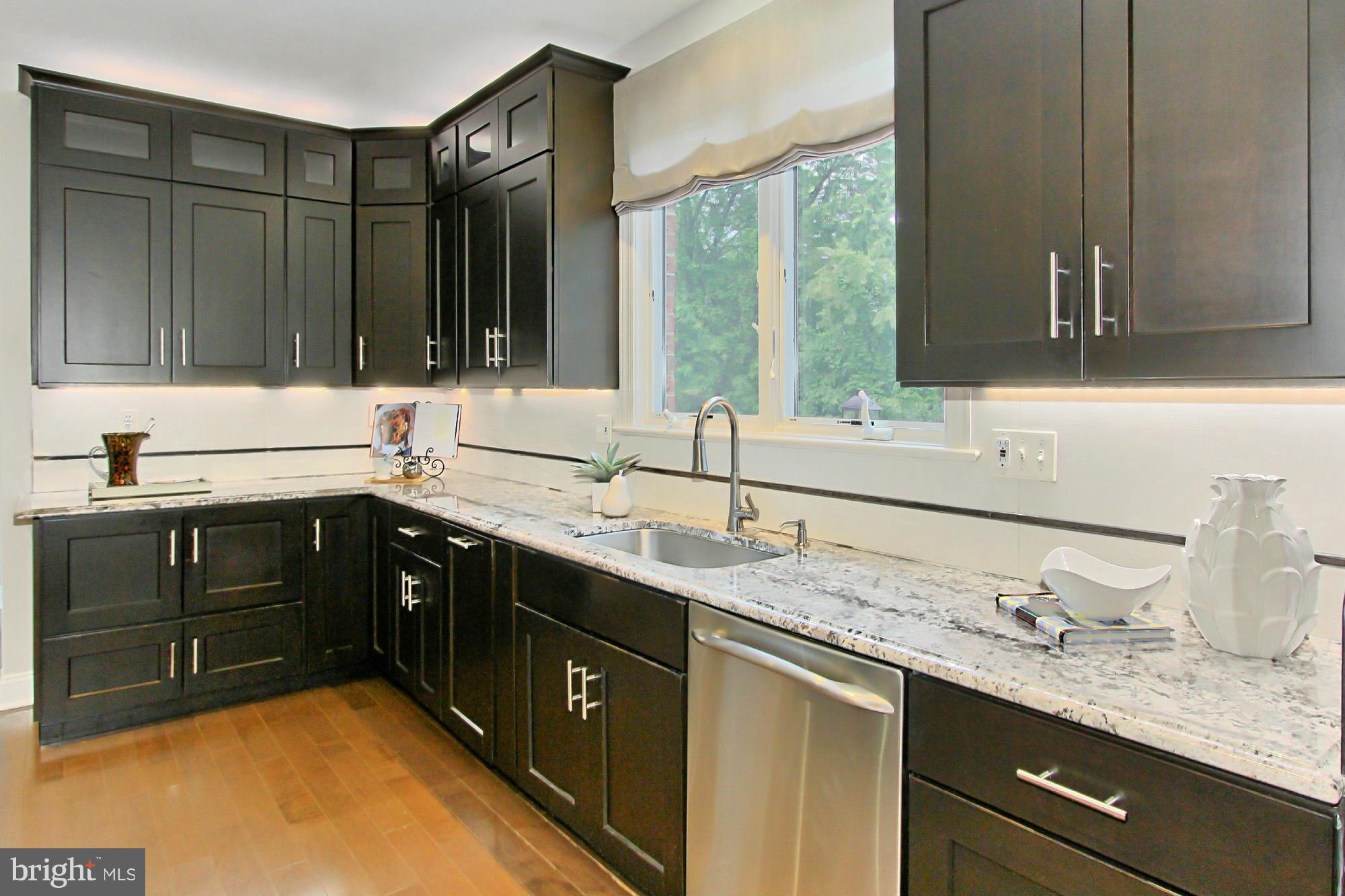 JACKSON HILLS - Residential