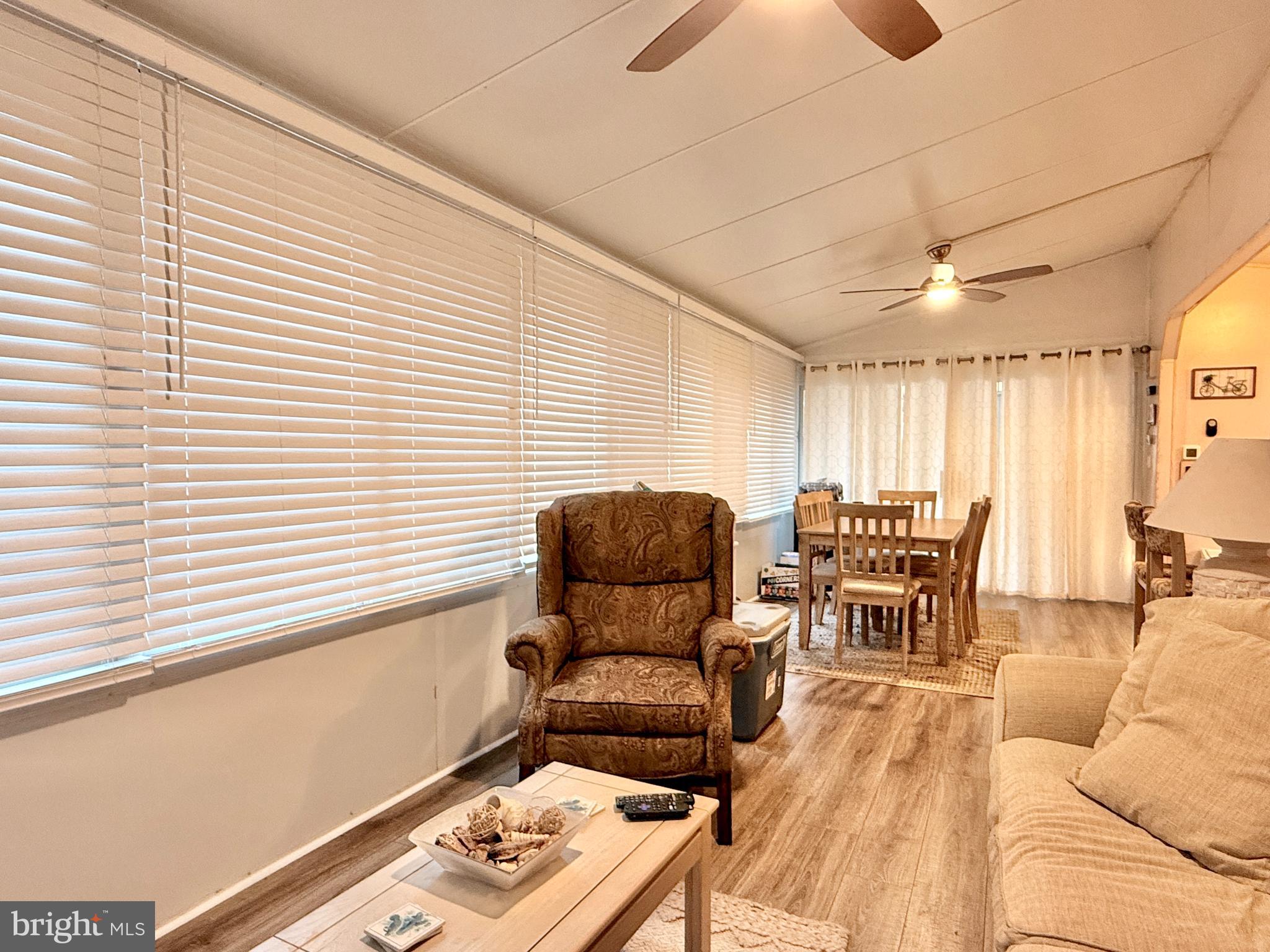 HOLLY LAKE RESORT - Residential