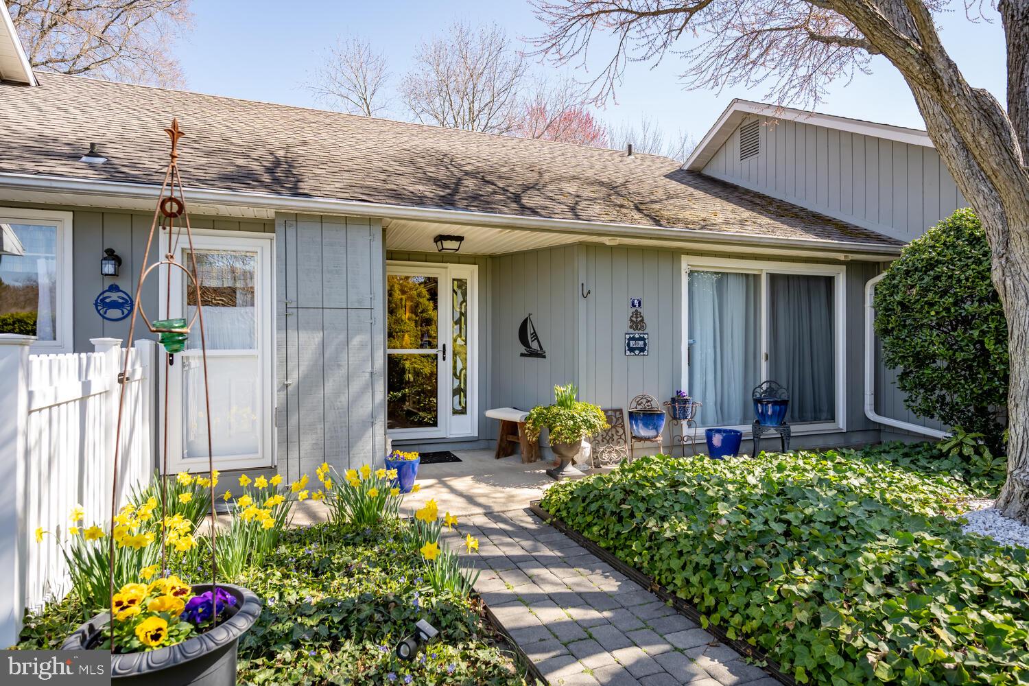 GULL WING VILLAS - Residential