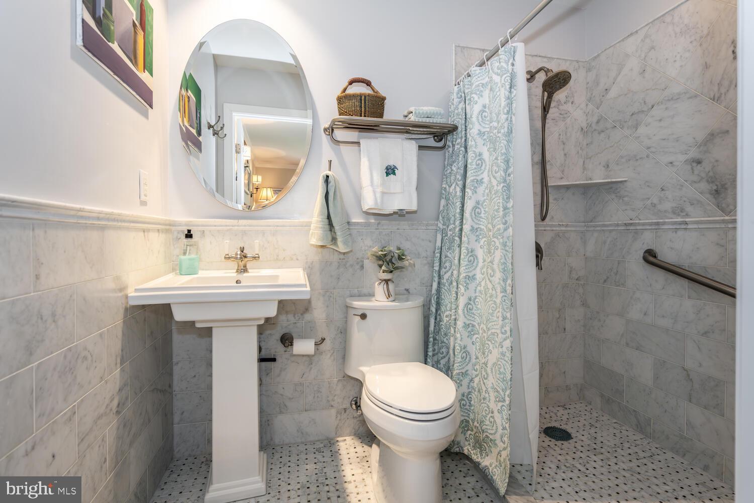 GULL WING VILLAS - Residential