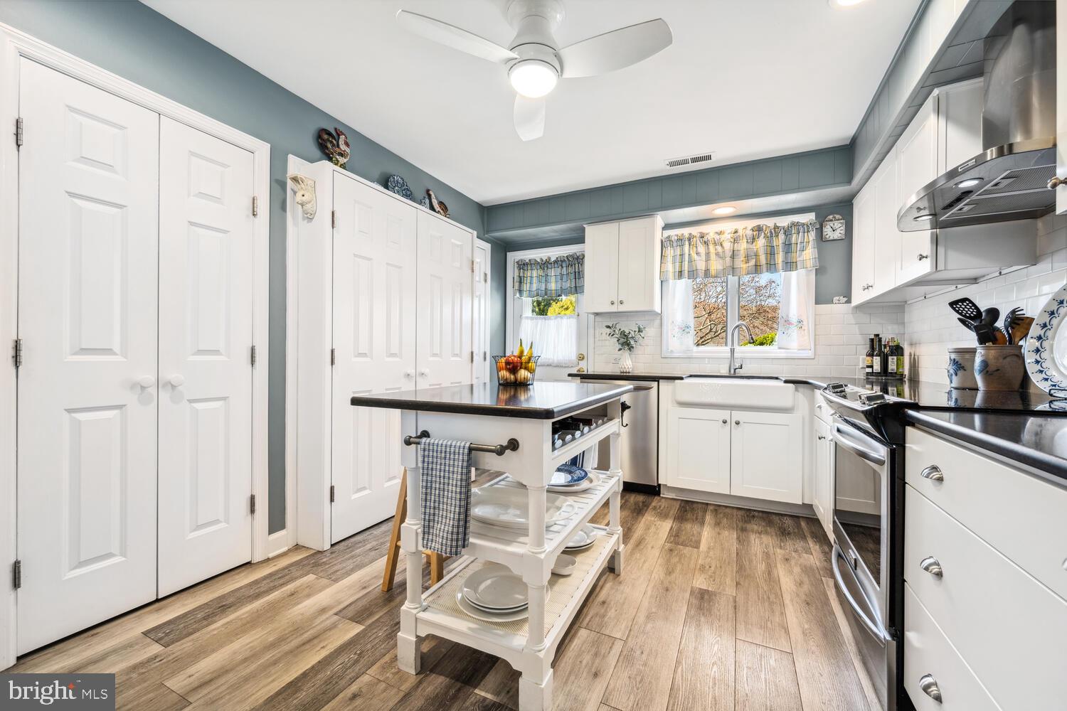 GULL WING VILLAS - Residential