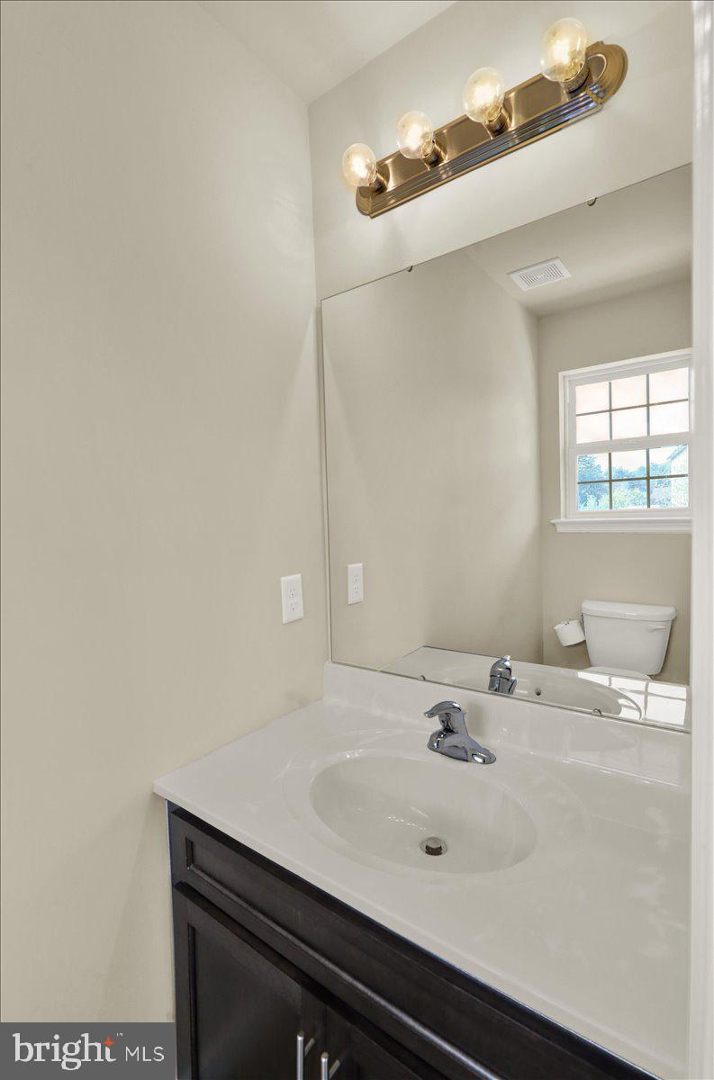 526 ARIETTA COURT