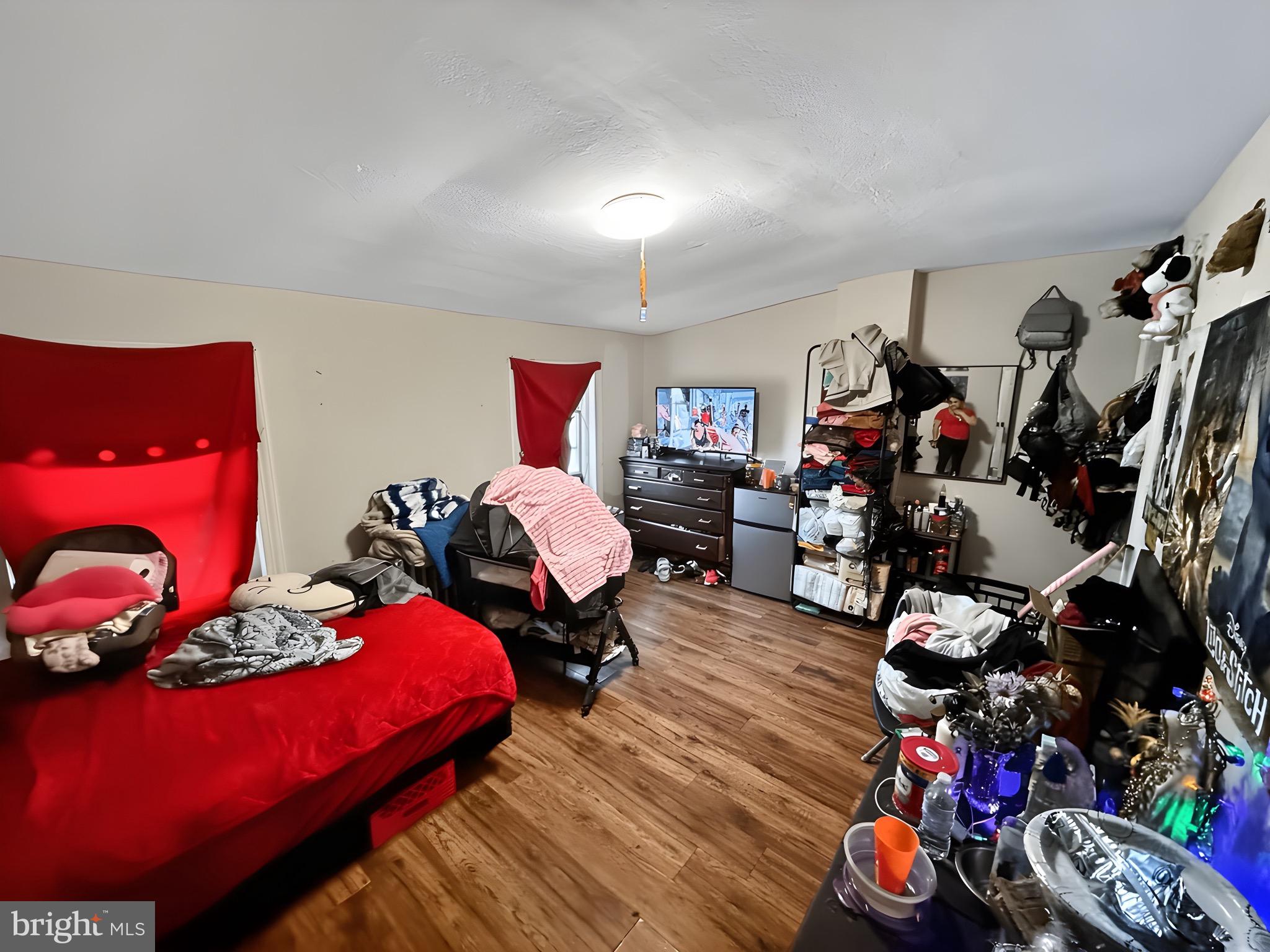 NORRISTOWN - Residential