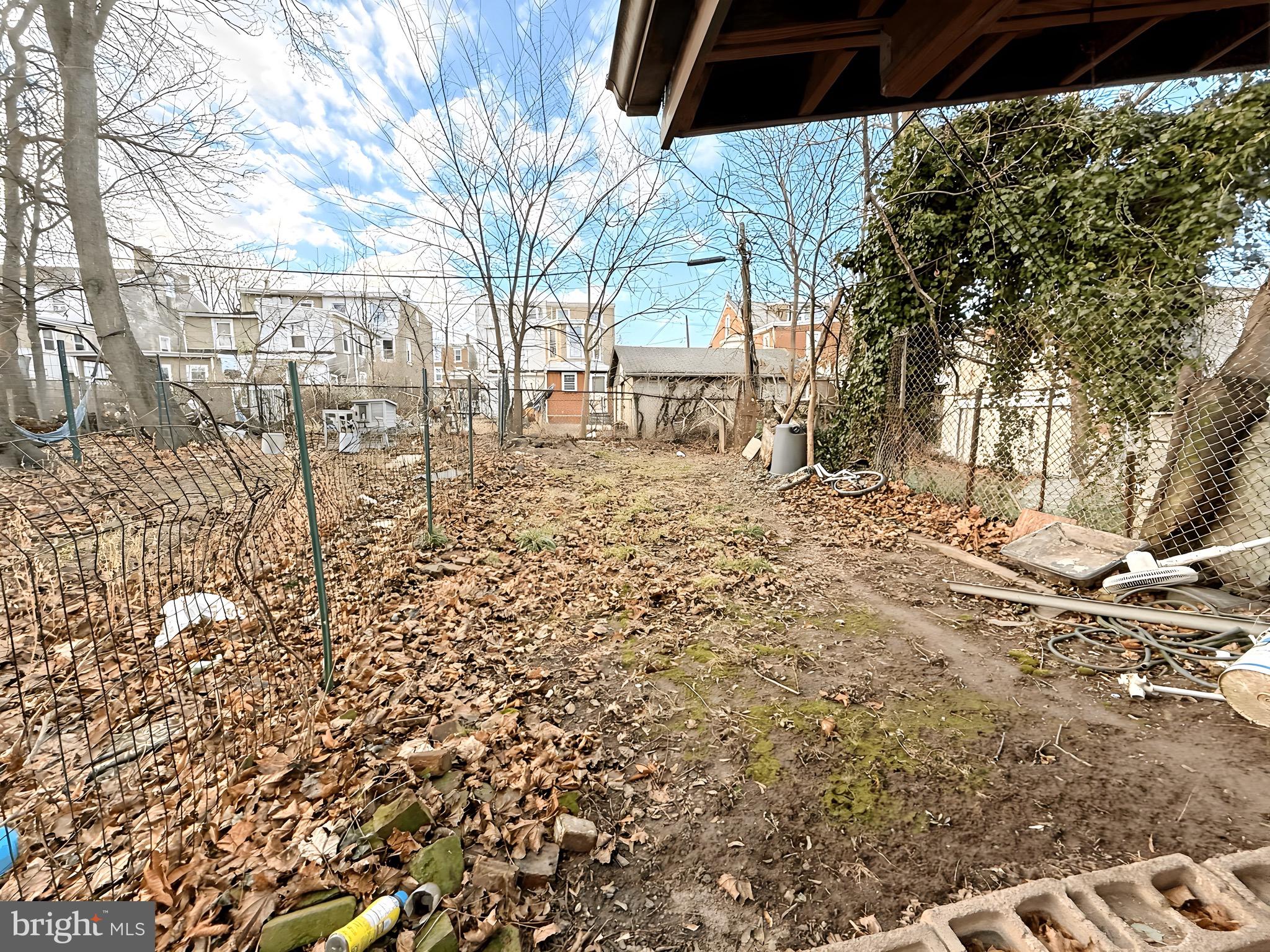 NORRISTOWN - Residential