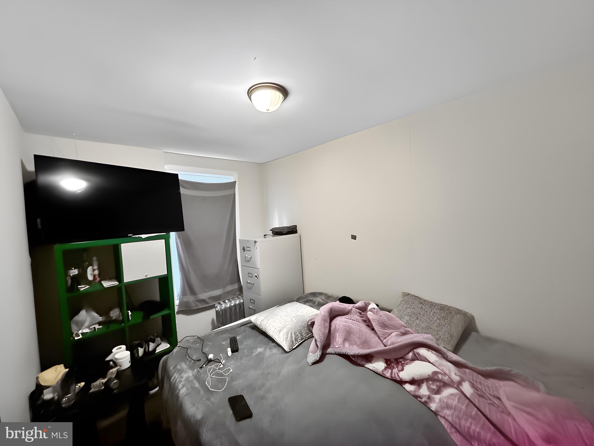 NORRISTOWN - Residential