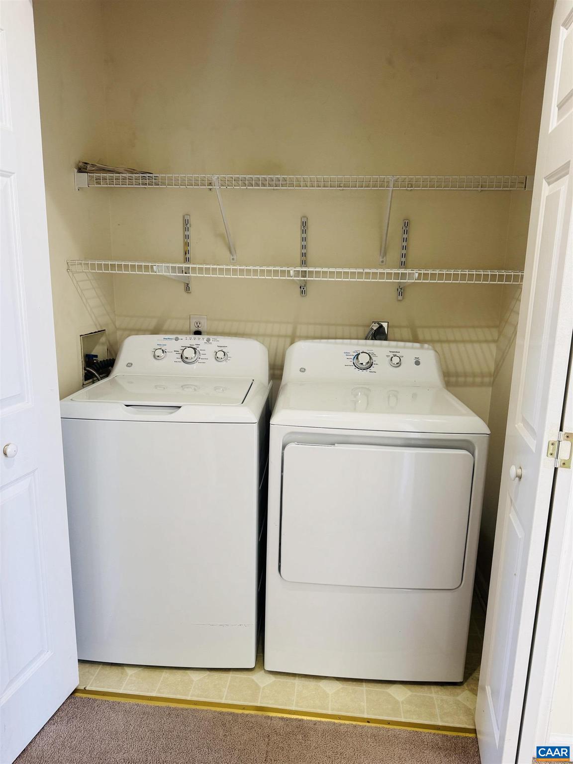 HOLLYMEAD - Residential Lease