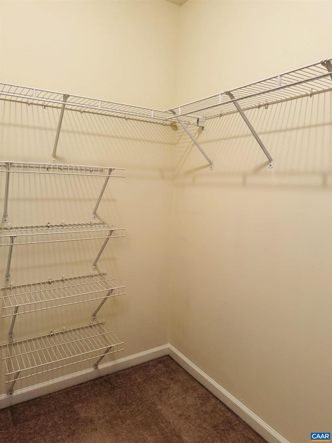 HOLLYMEAD - Residential Lease