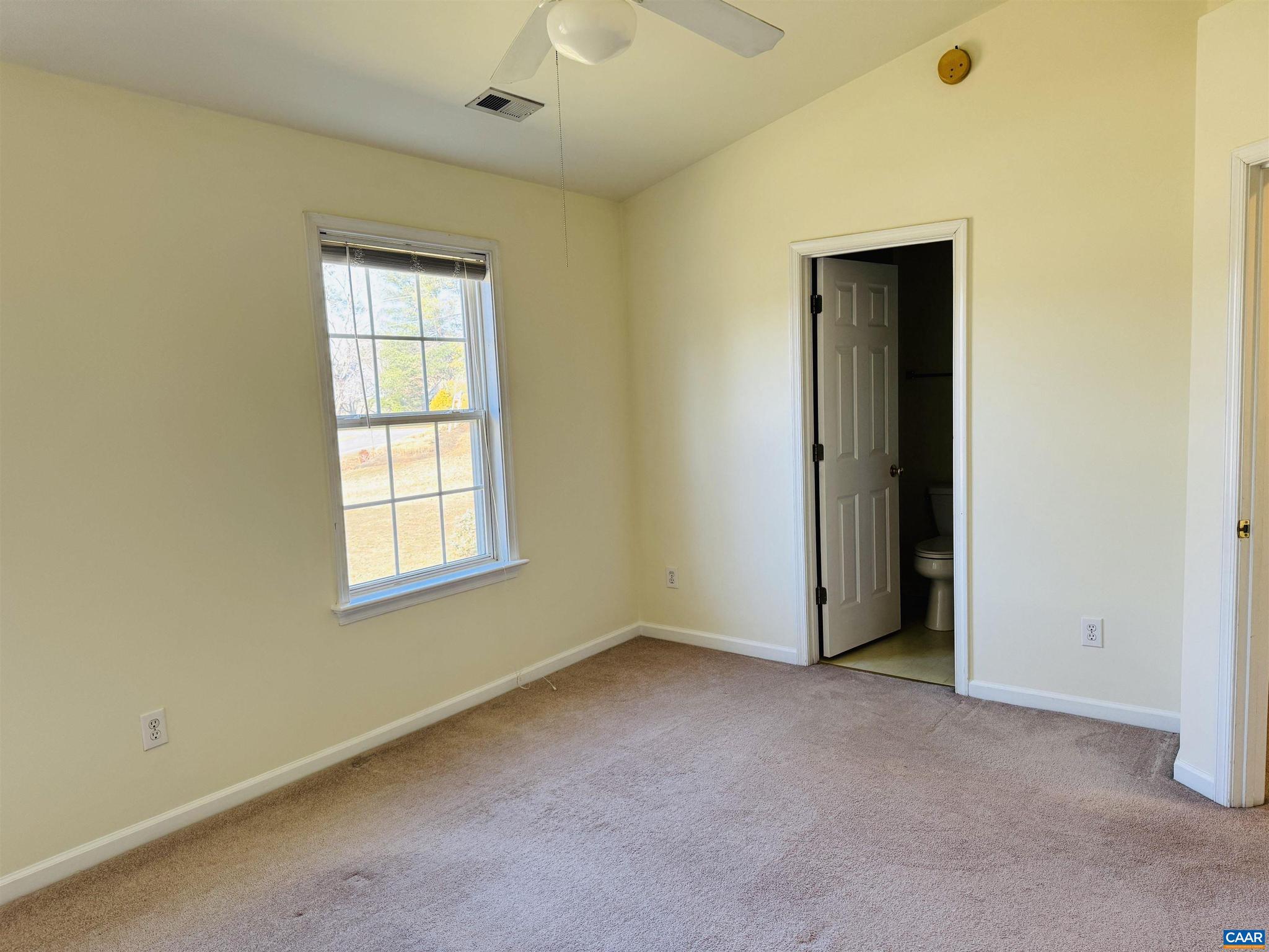 HOLLYMEAD - Residential Lease