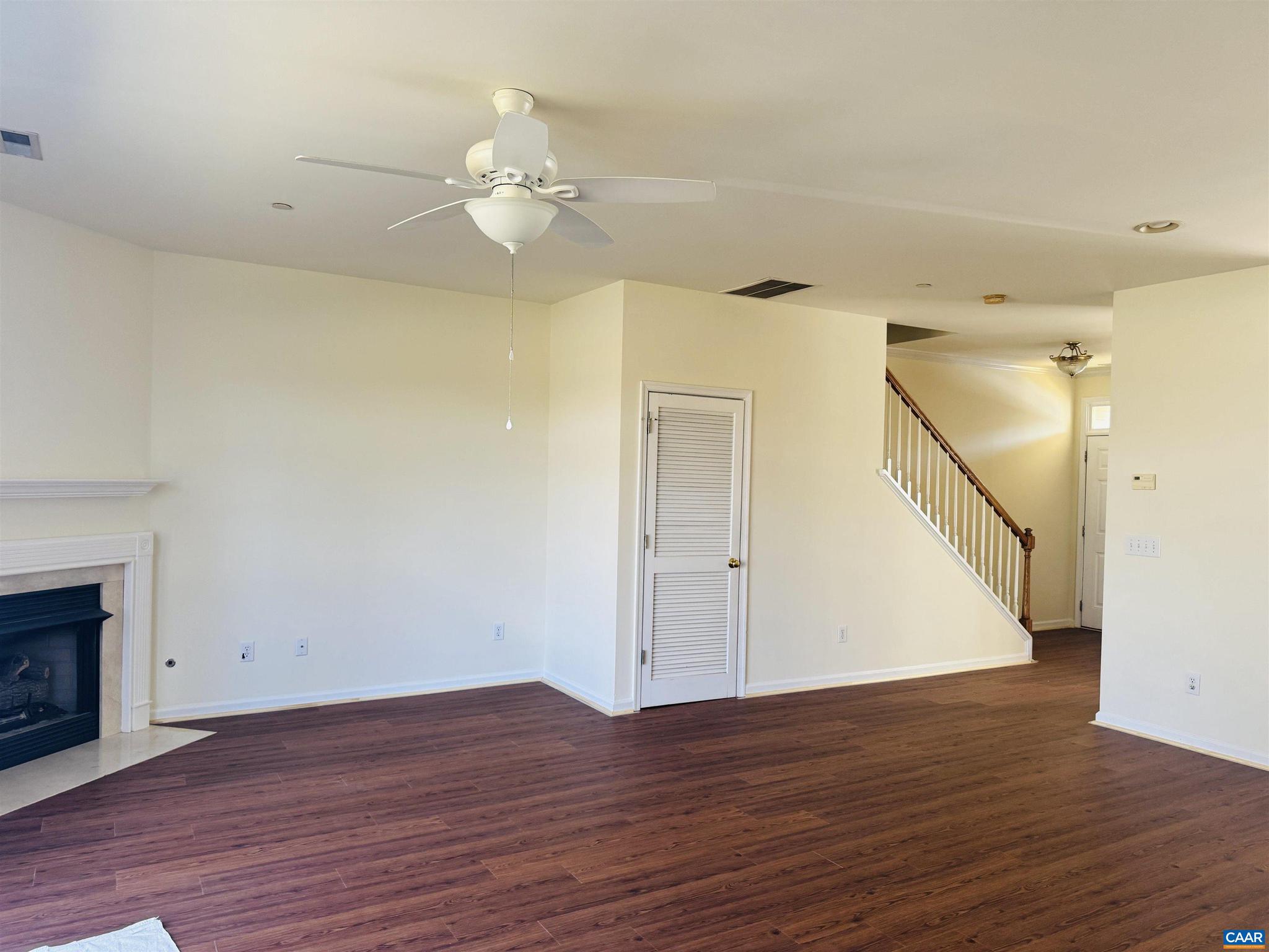 HOLLYMEAD - Residential Lease