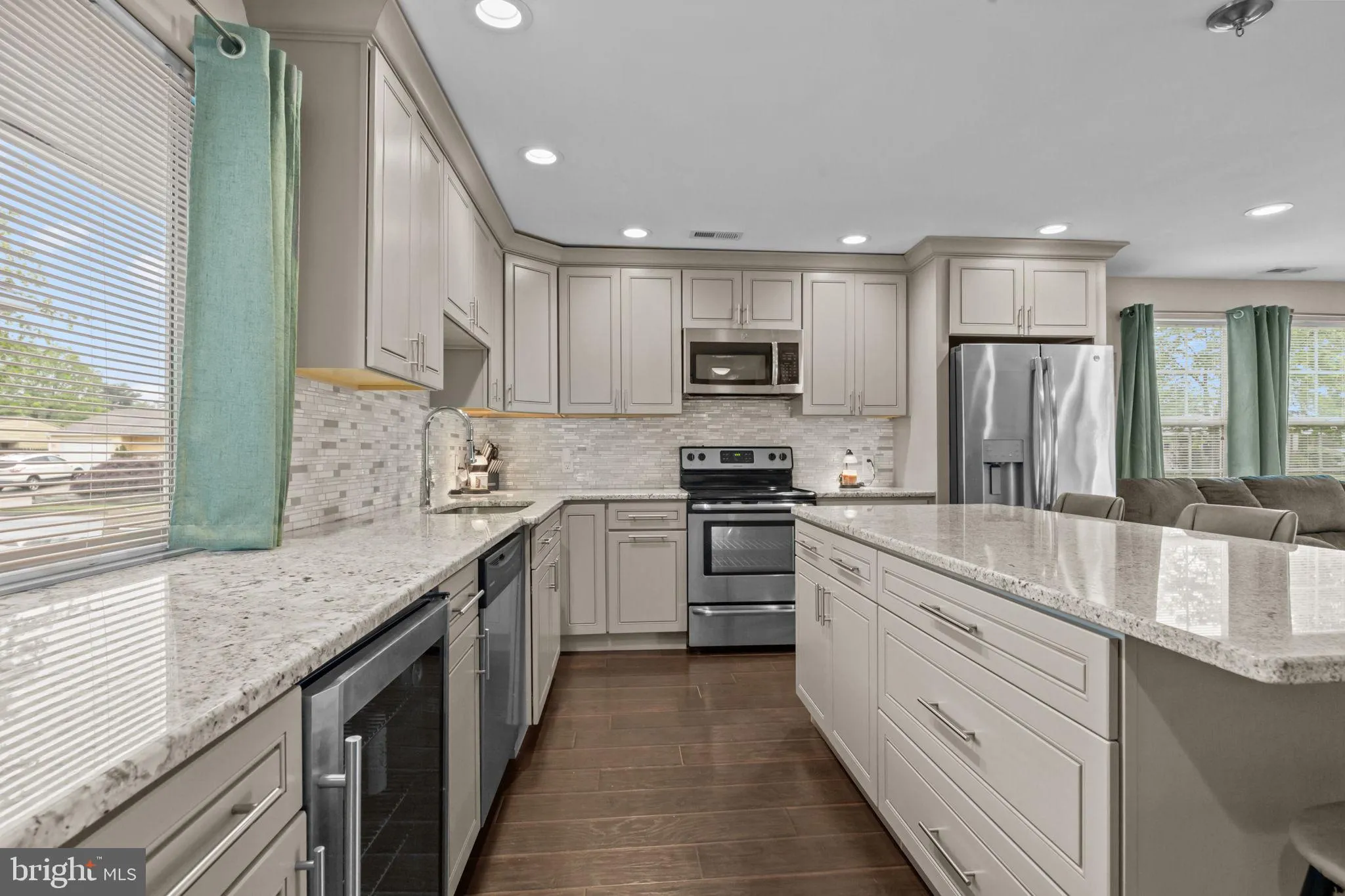 Levittown, Pennsylvania 19055, United States, 3 Bedrooms Bedrooms, ,1 BathroomBathrooms,Residential,Active,124334