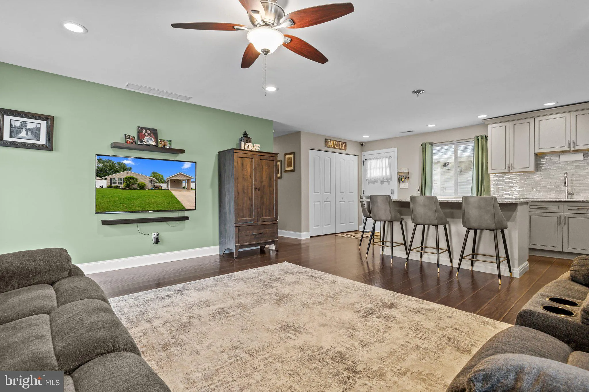 Levittown, Pennsylvania 19055, United States, 3 Bedrooms Bedrooms, ,1 BathroomBathrooms,Residential,Active,124334