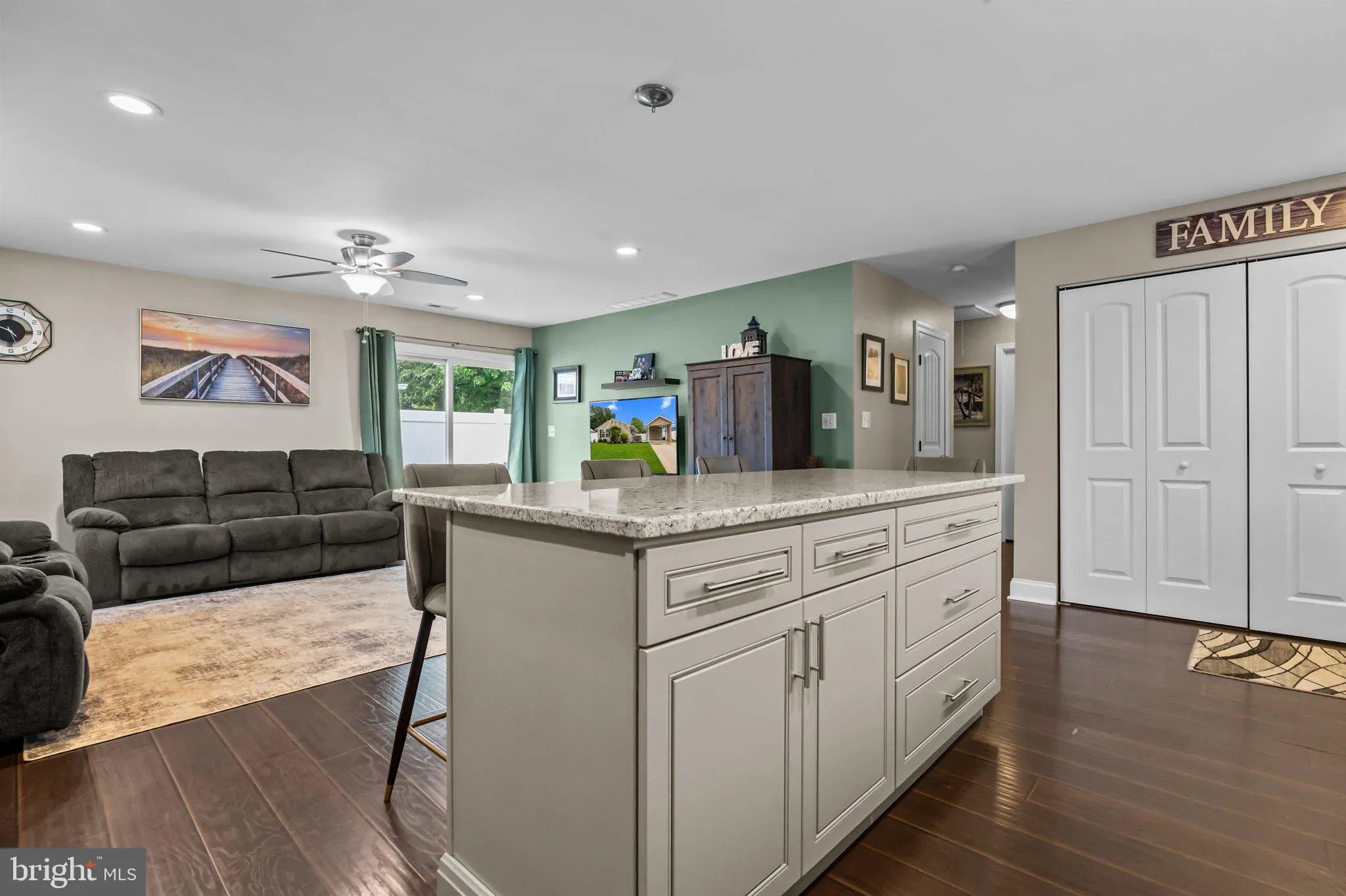 Levittown, Pennsylvania 19055, United States, 3 Bedrooms Bedrooms, ,1 BathroomBathrooms,Residential,Active,124334