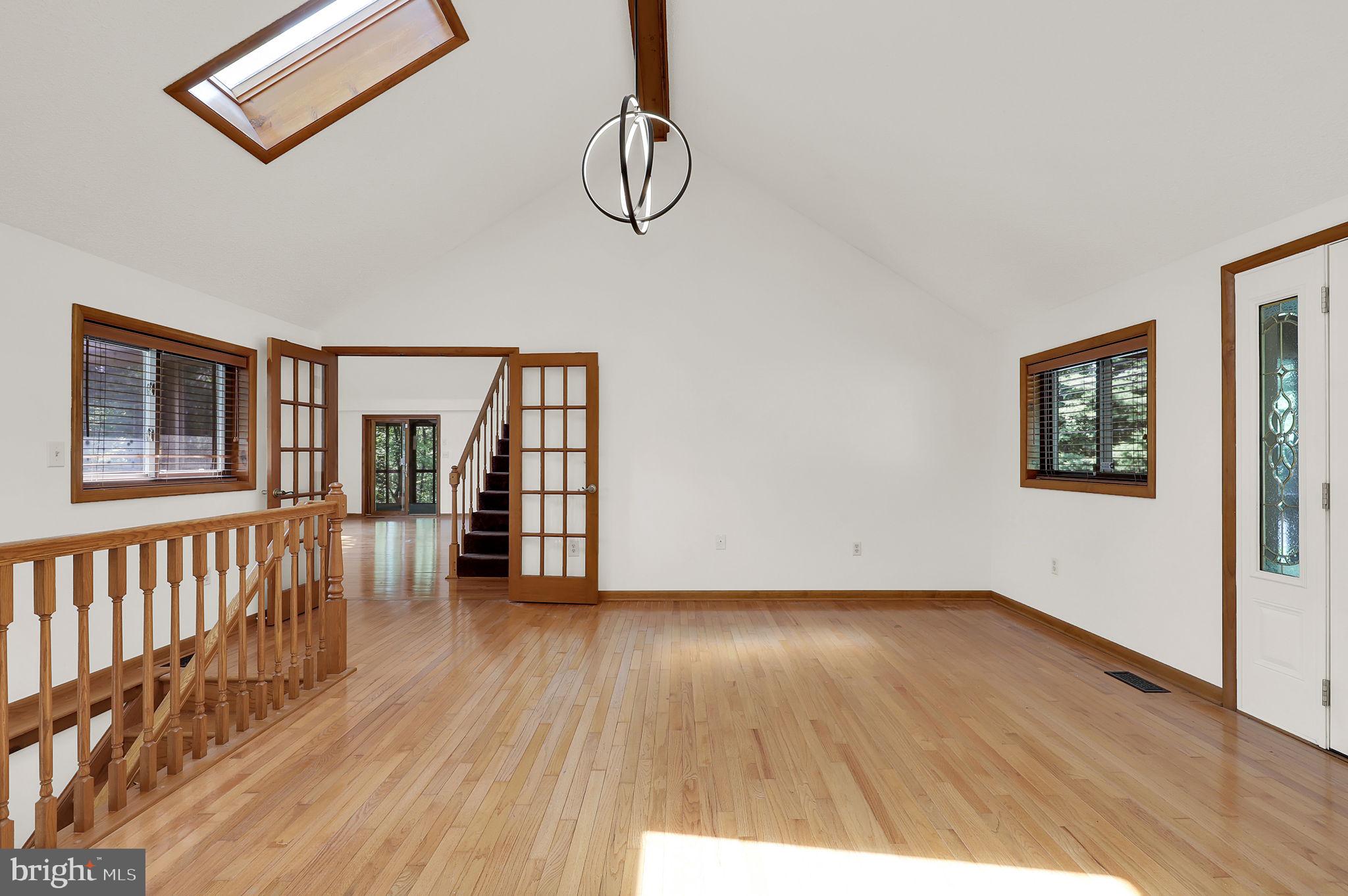 THE WOODS - Residential