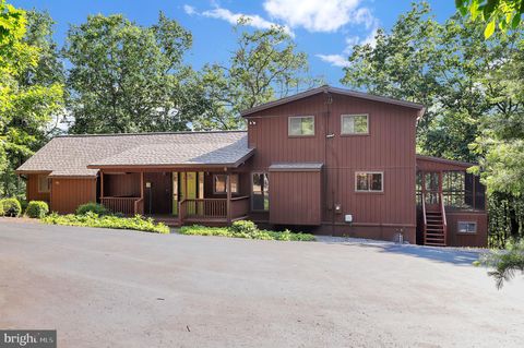 986 WALDEN ROAD HEDGESVILLE WV 25427