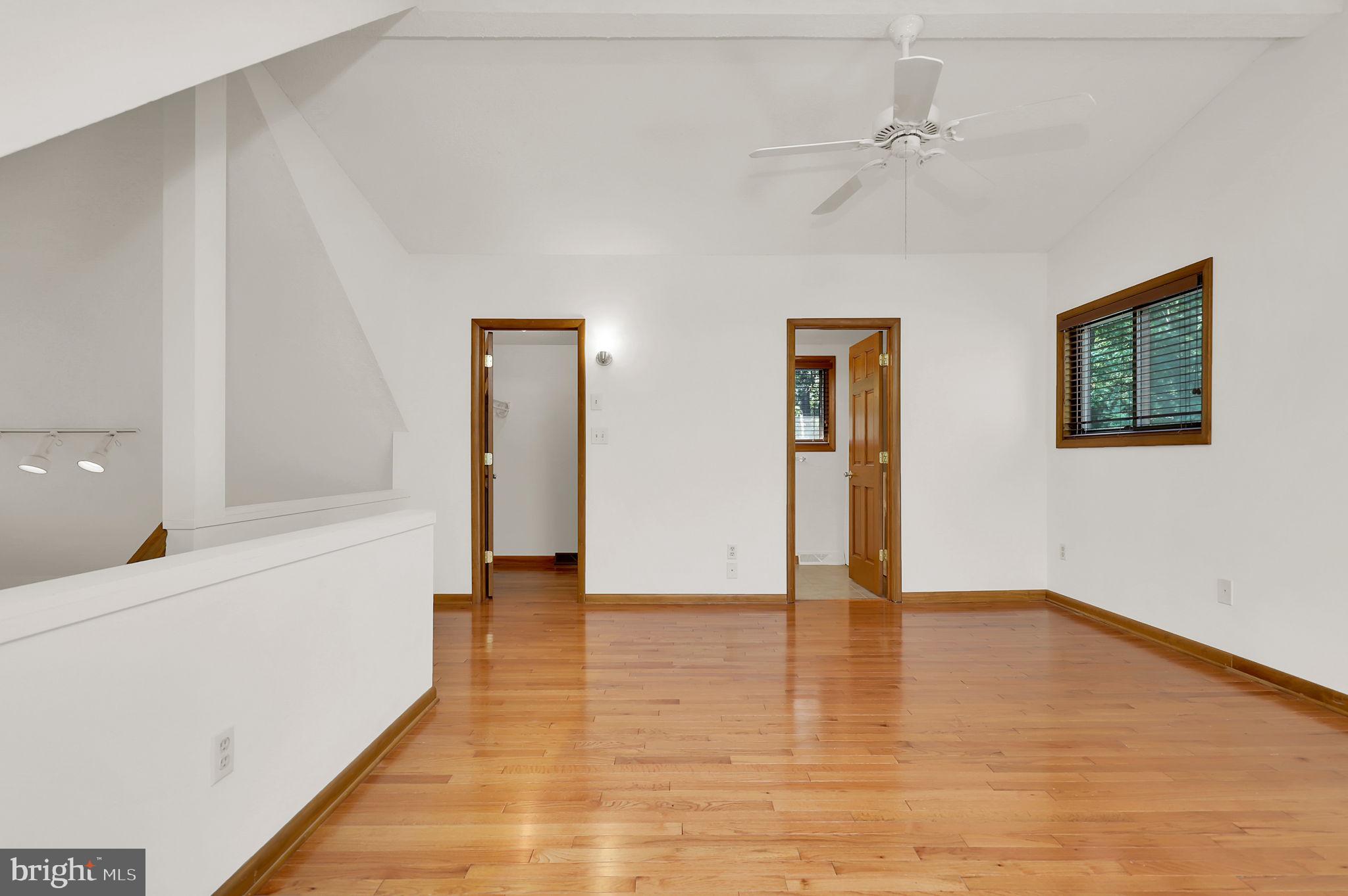 THE WOODS - Residential