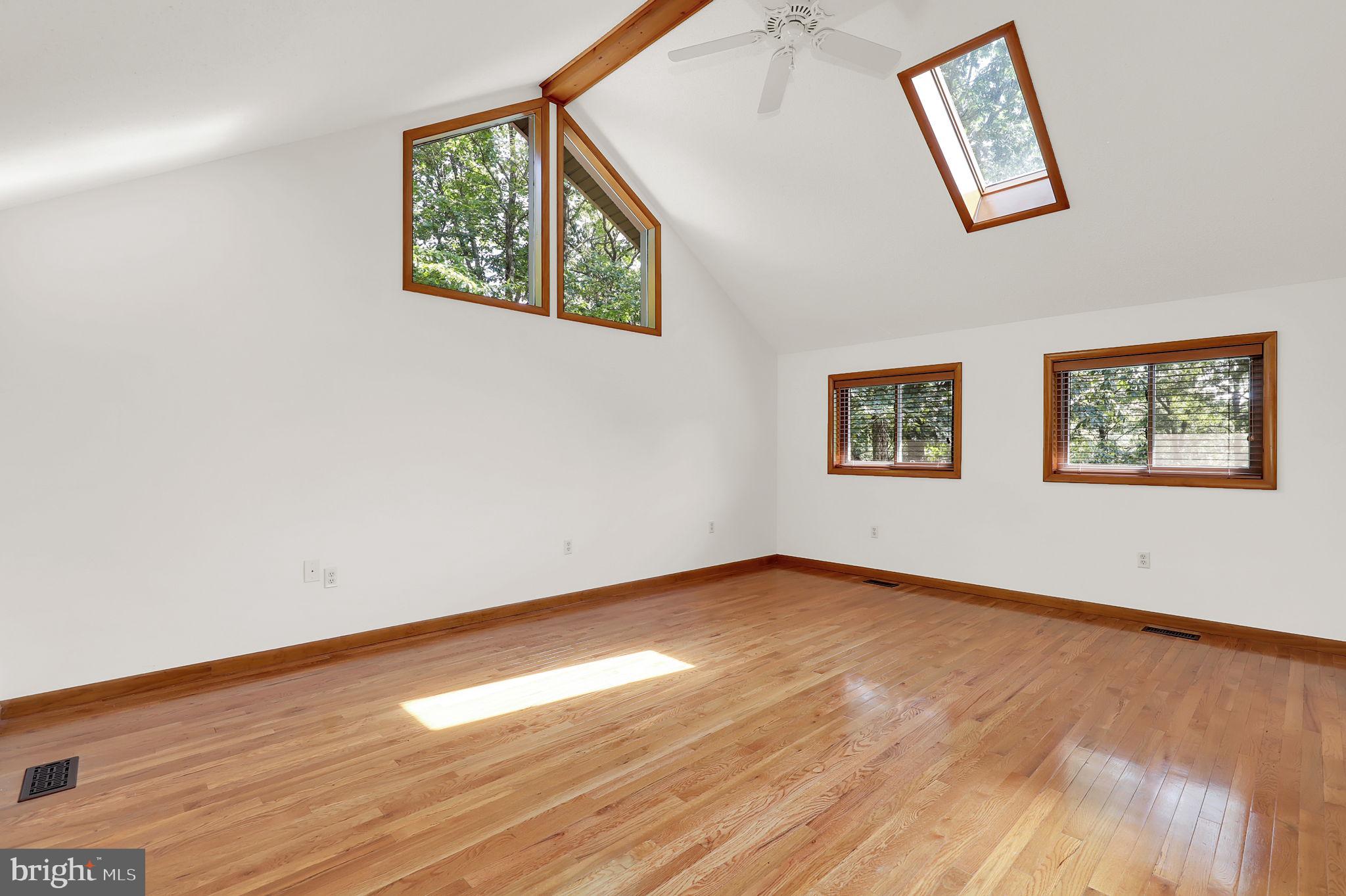 THE WOODS - Residential