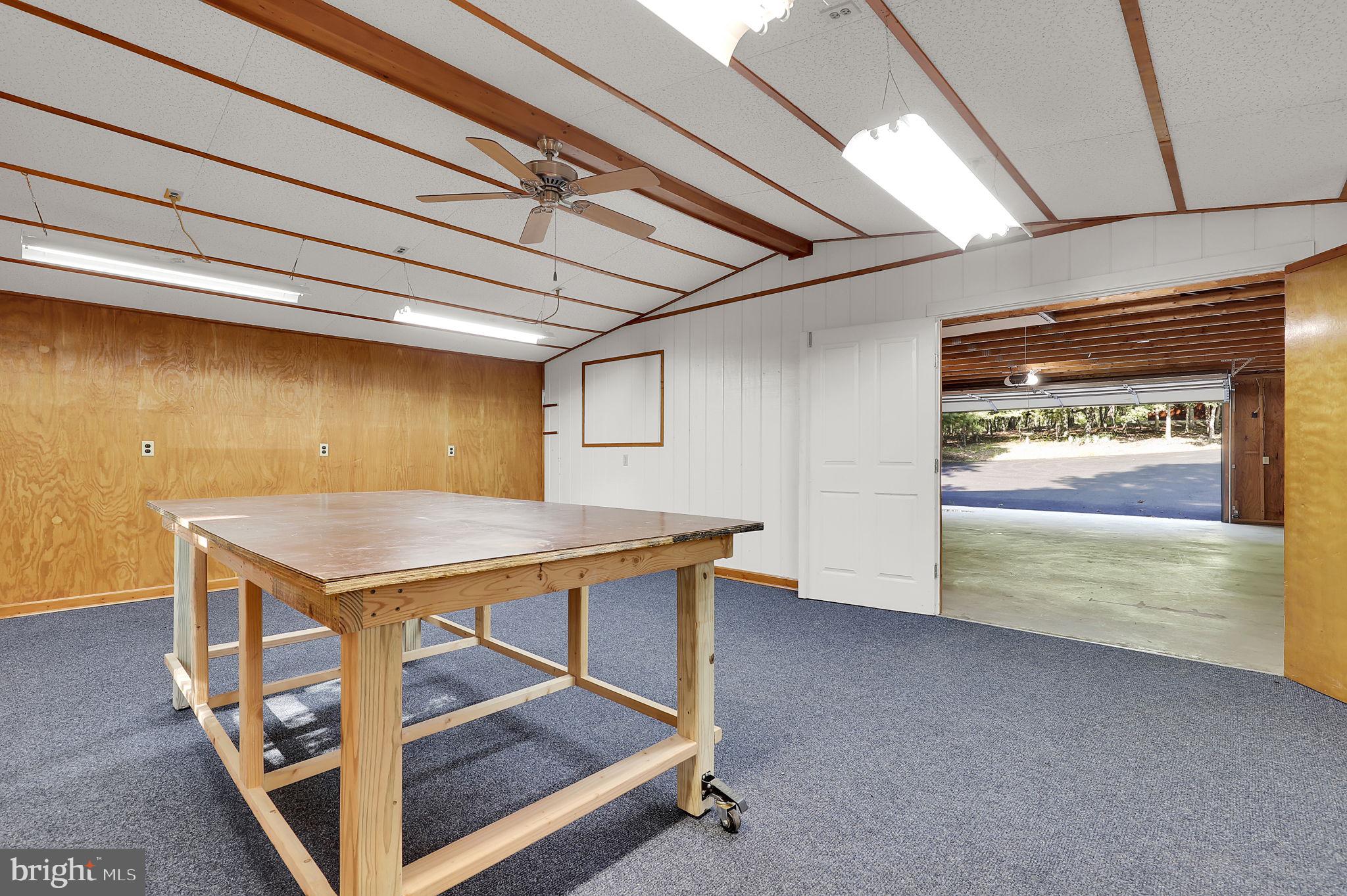 THE WOODS - Residential