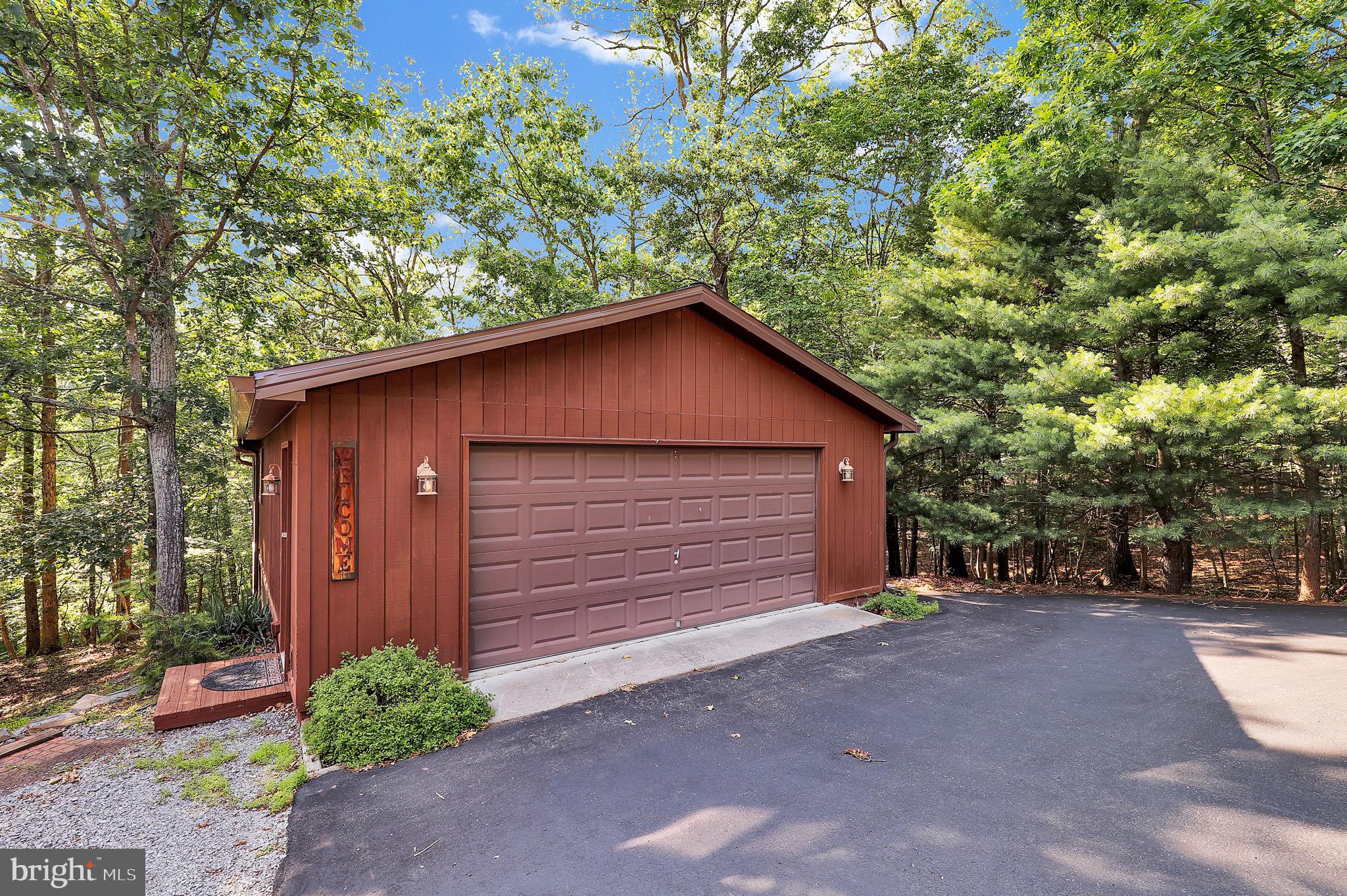 THE WOODS - Residential