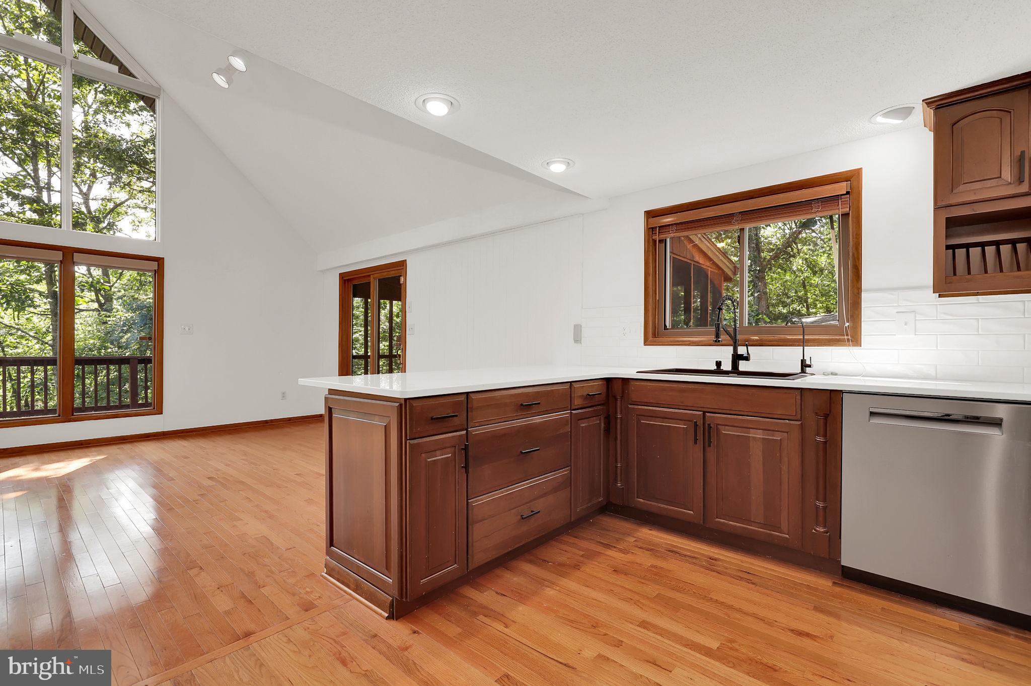 THE WOODS - Residential