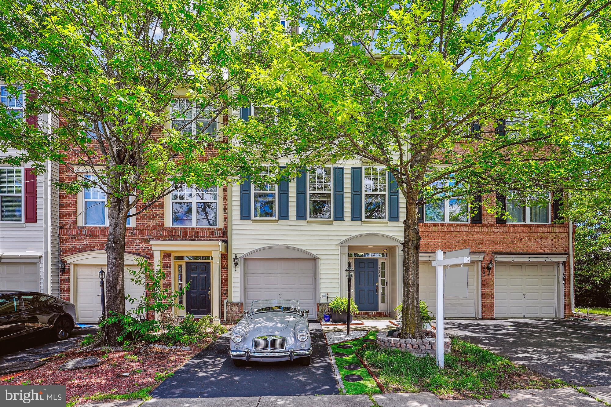 12205 DESOTO FALLS COURT