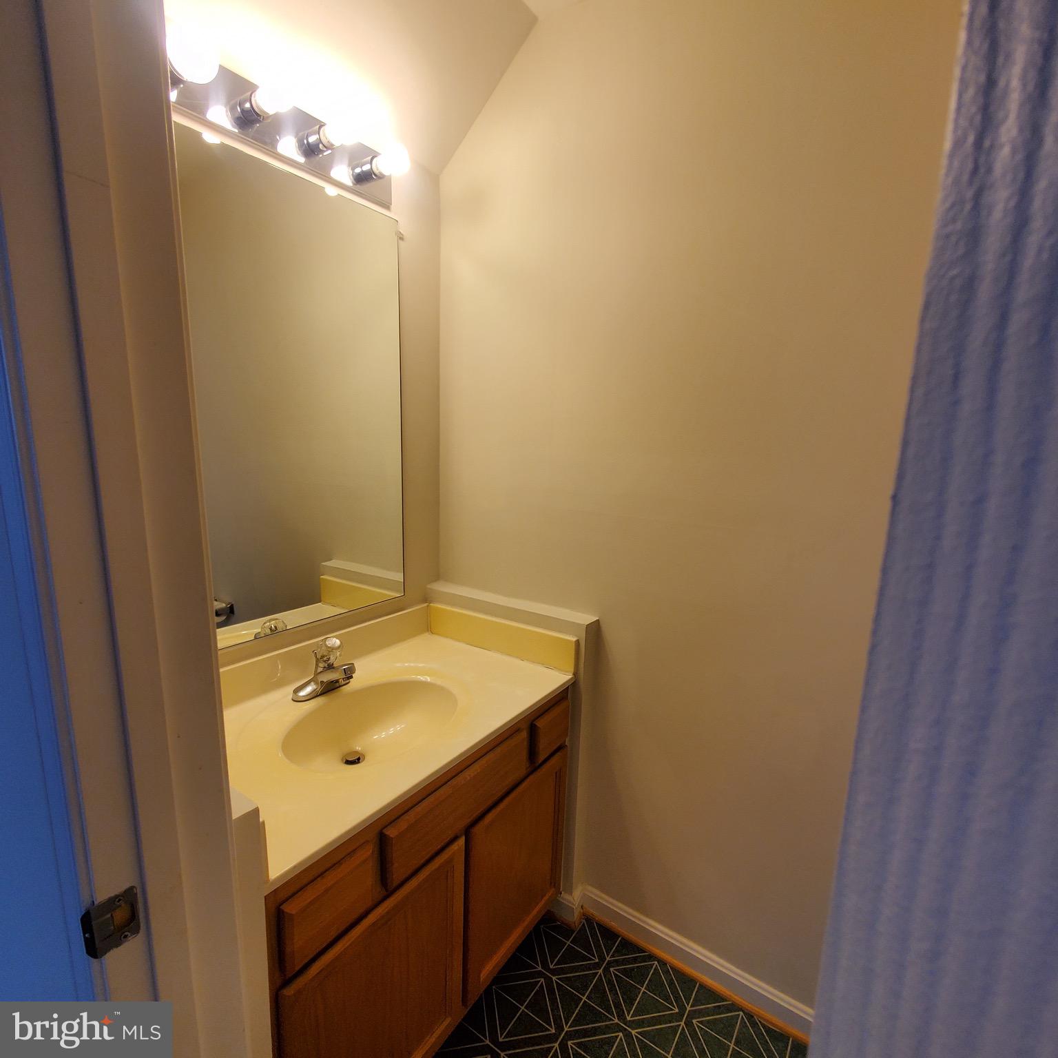 SUMMERFIELD IN COVINGTON - Residential Lease