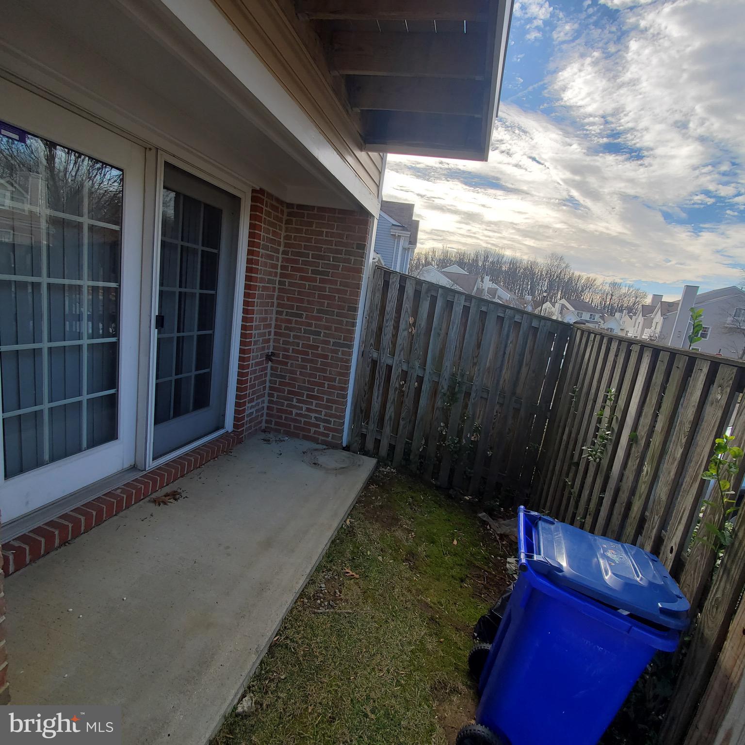 SUMMERFIELD IN COVINGTON - Residential Lease