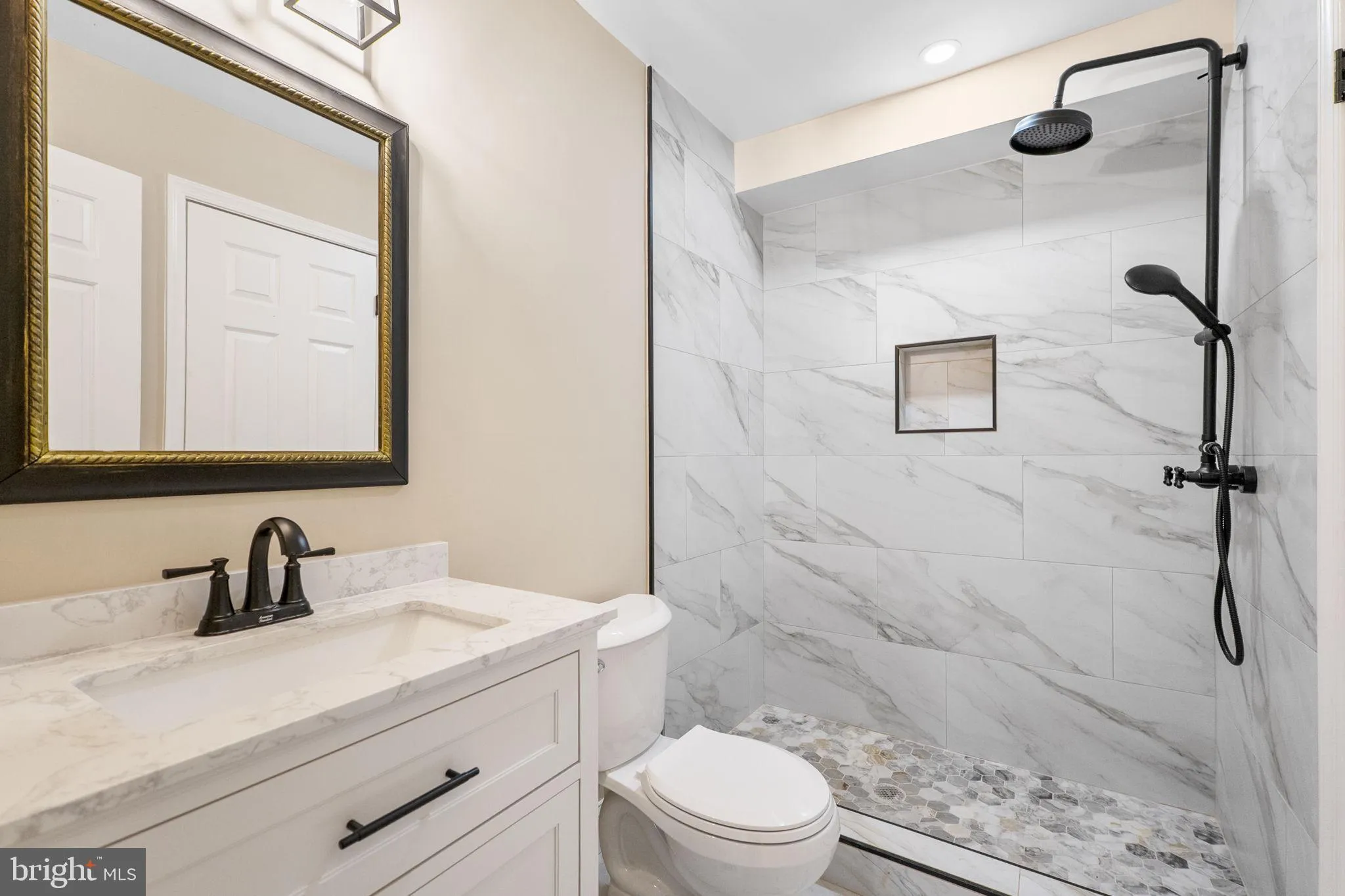 Boyds, Maryland 20841, United States, 4 Bedrooms Bedrooms, ,4 BathroomsBathrooms,Residential,Active,193015