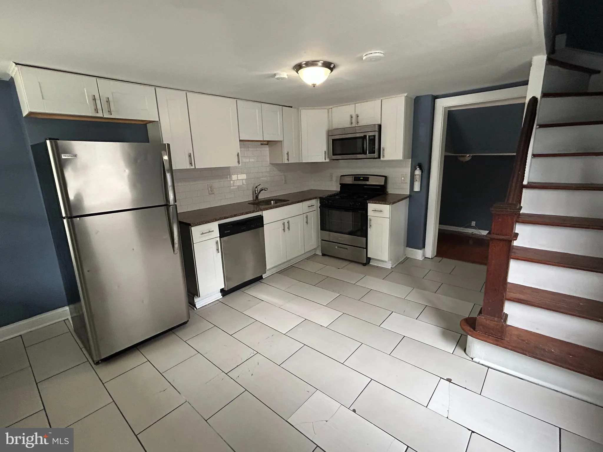 Mount Holly, New Jersey 08060, United States, 2 Bedrooms Bedrooms, ,2 BathroomsBathrooms,Residential,Pending,127570