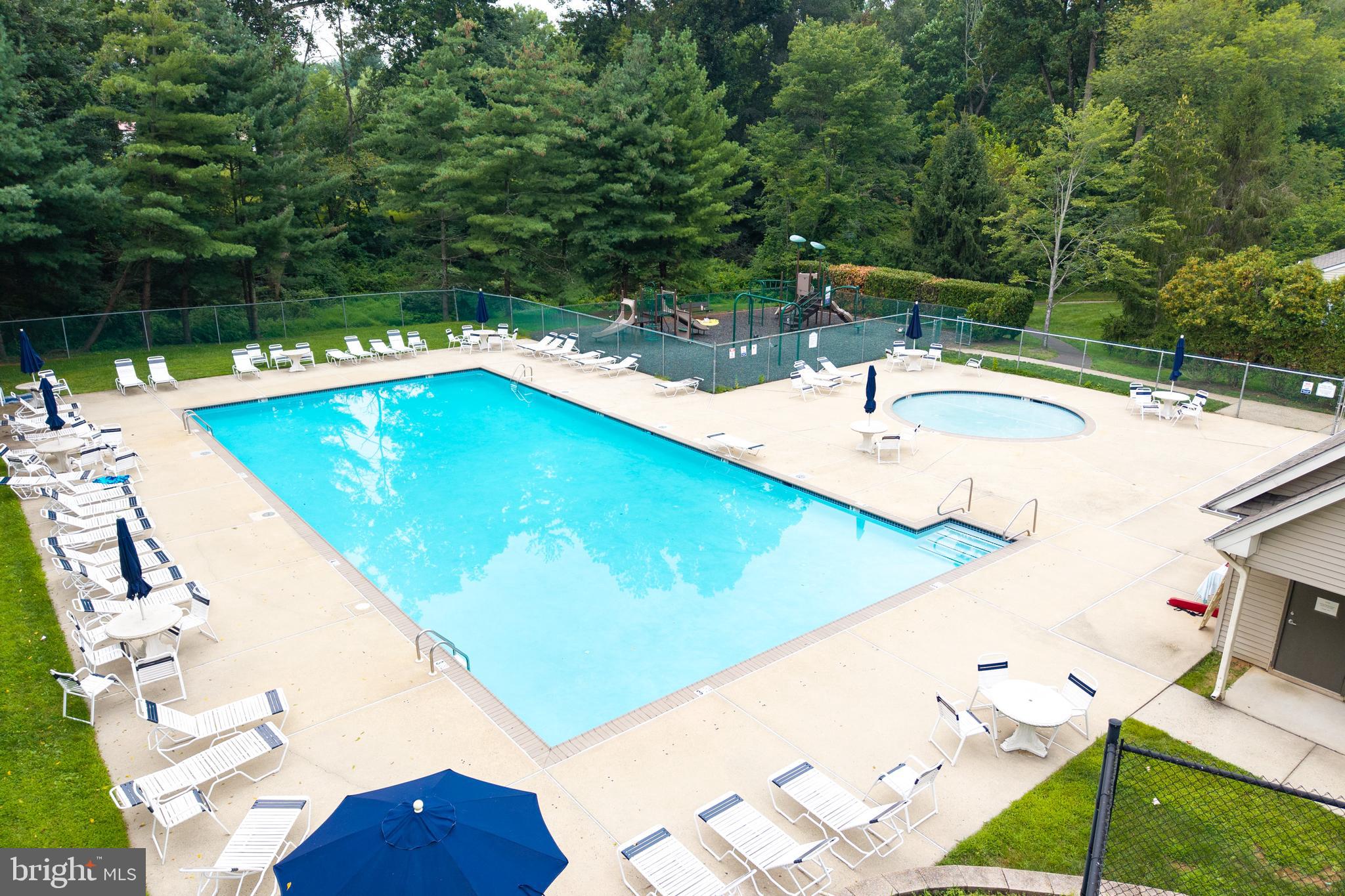 KIMBERTON GREENE - Residential