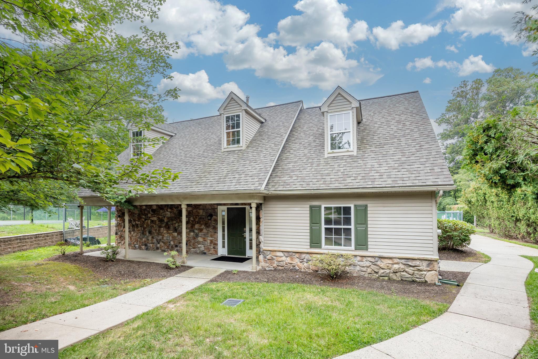 KIMBERTON GREENE - Residential