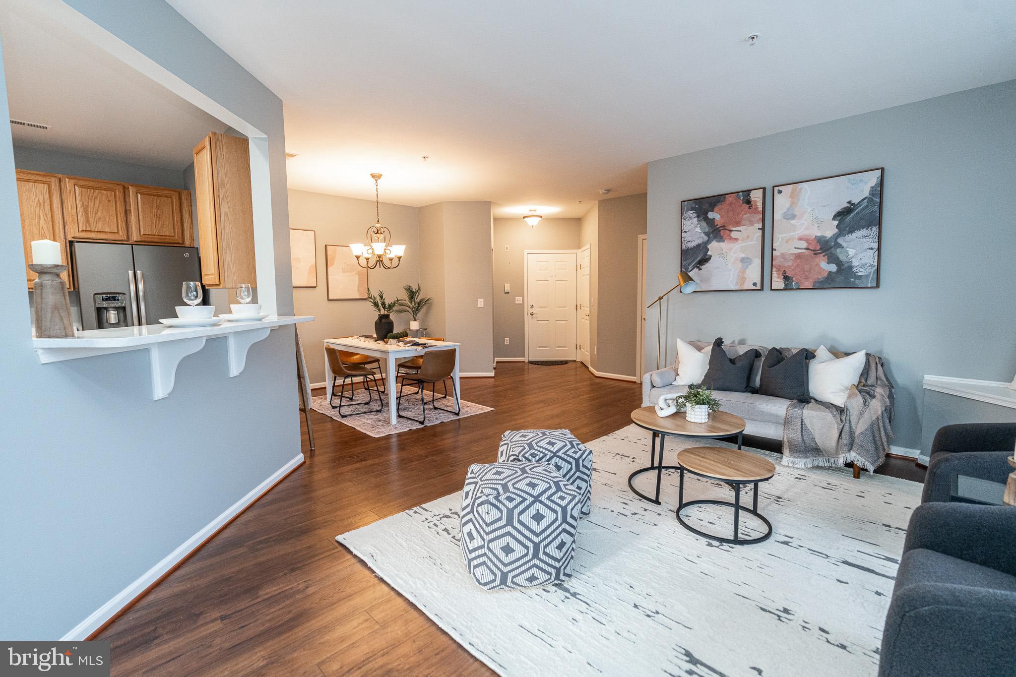 VILLAGE GREEN - Residential