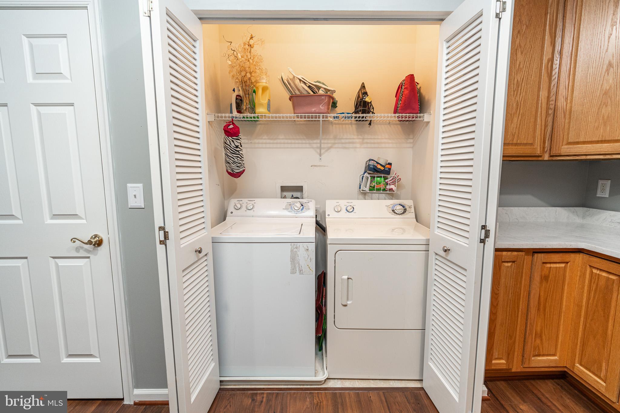 VILLAGE GREEN - Residential