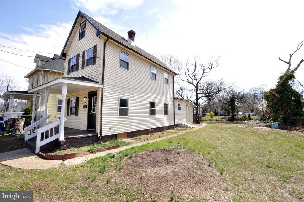 Photo of 480 W Front Street, PALMYRA, NJ 08065 (MLS # NJBL2097046)