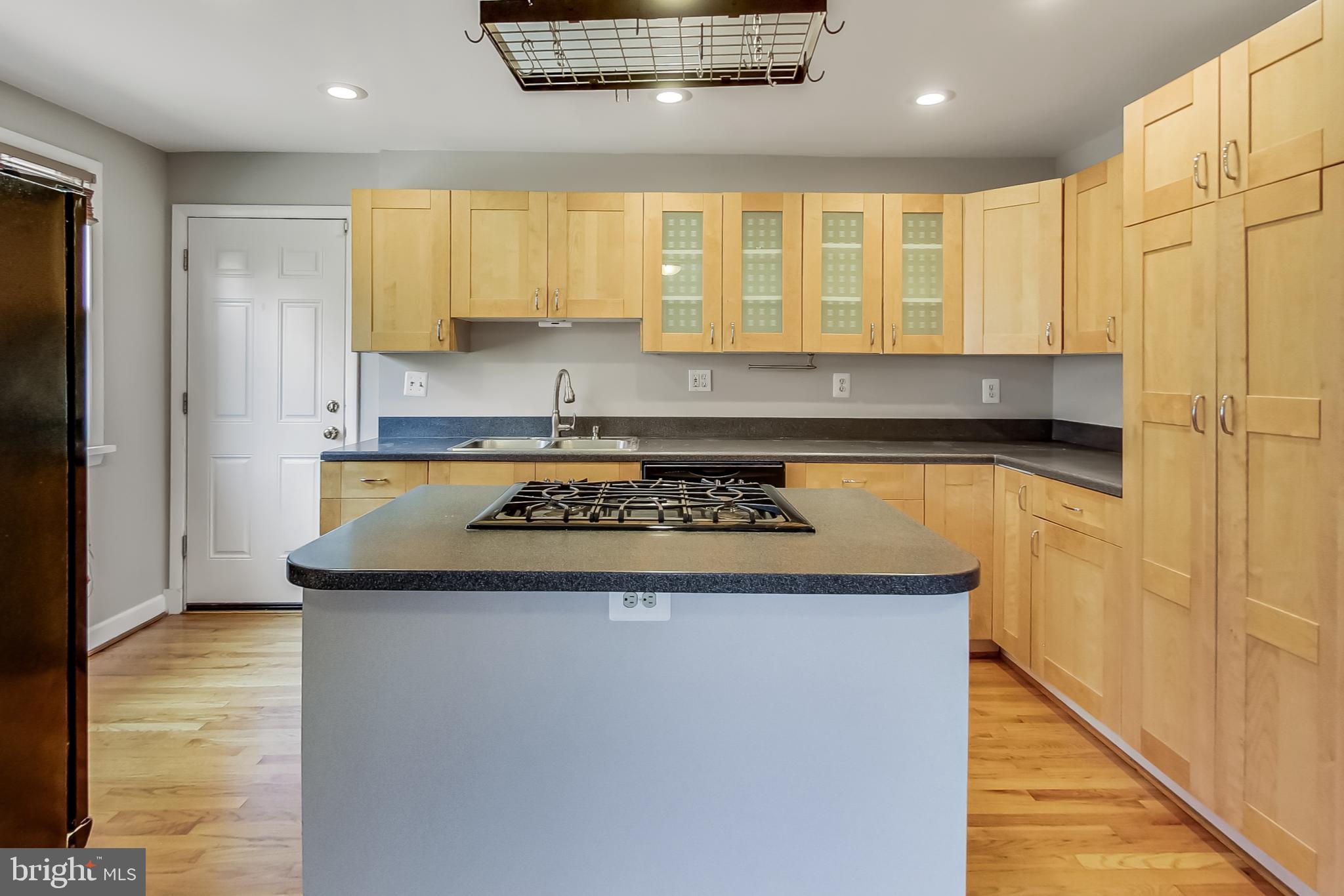 GLENBROOK VILLAGE - Residential Lease