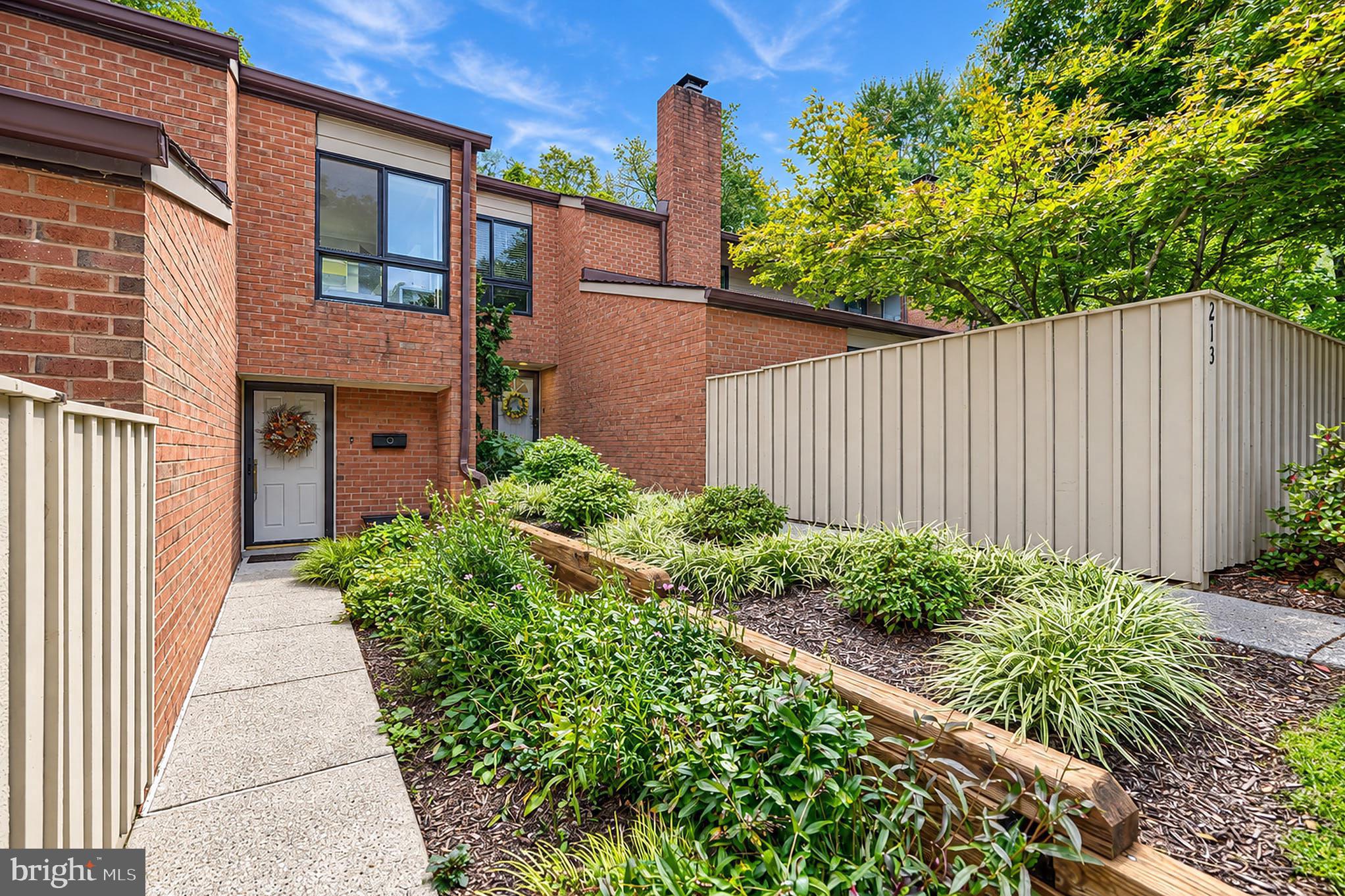 215 DEER FOX LANE