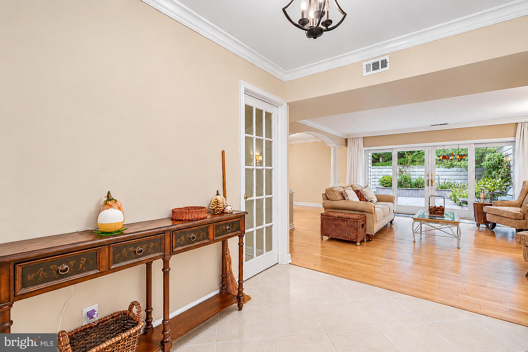 215 DEER FOX LANE