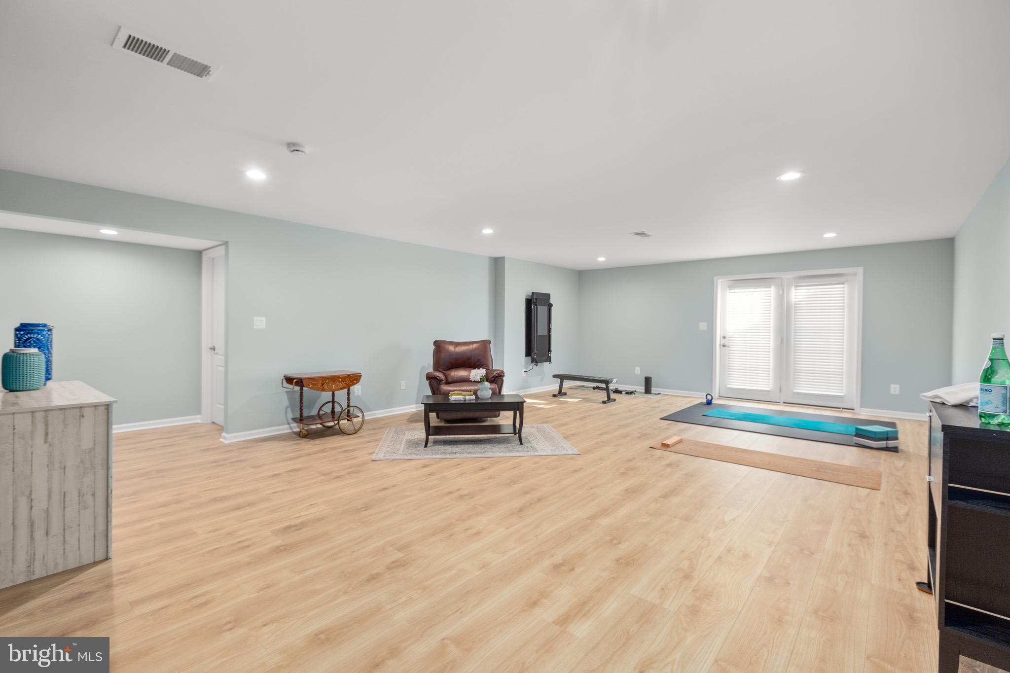 VIRGINIA HERITAGE AT LEE'S PARK - Residential