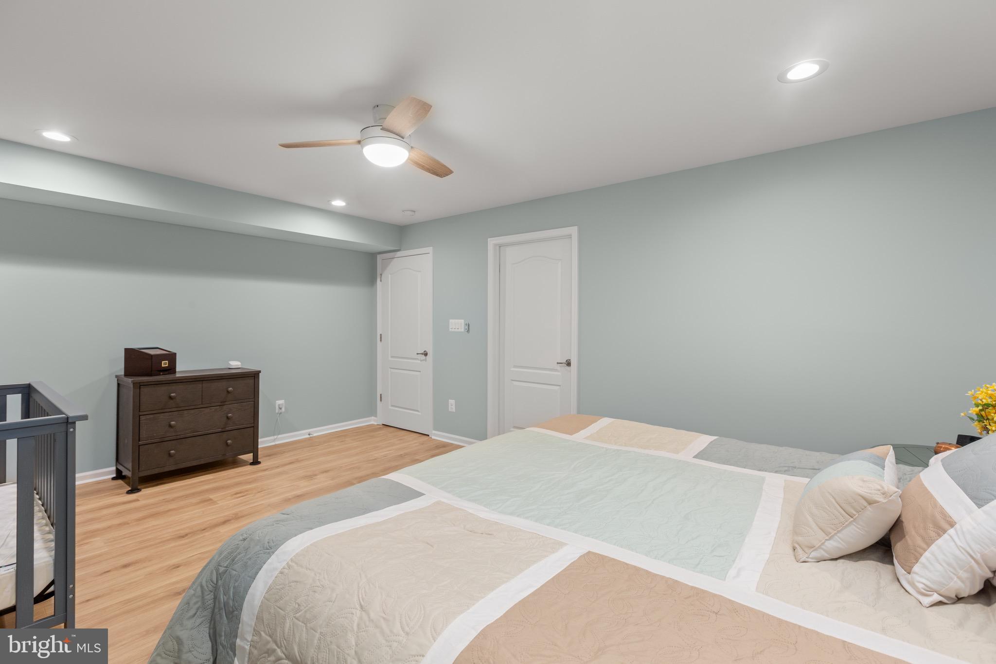 VIRGINIA HERITAGE AT LEE'S PARK - Residential