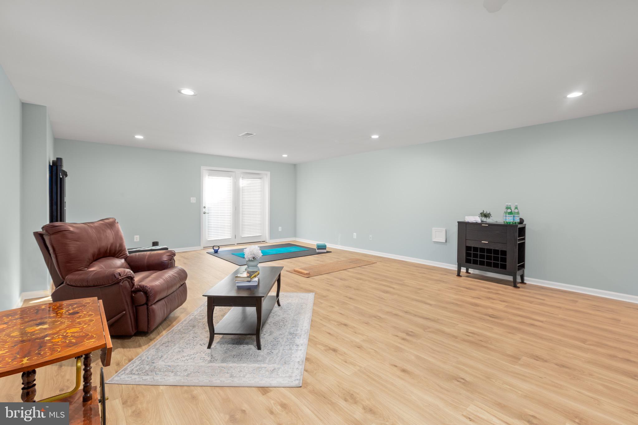 VIRGINIA HERITAGE AT LEE'S PARK - Residential